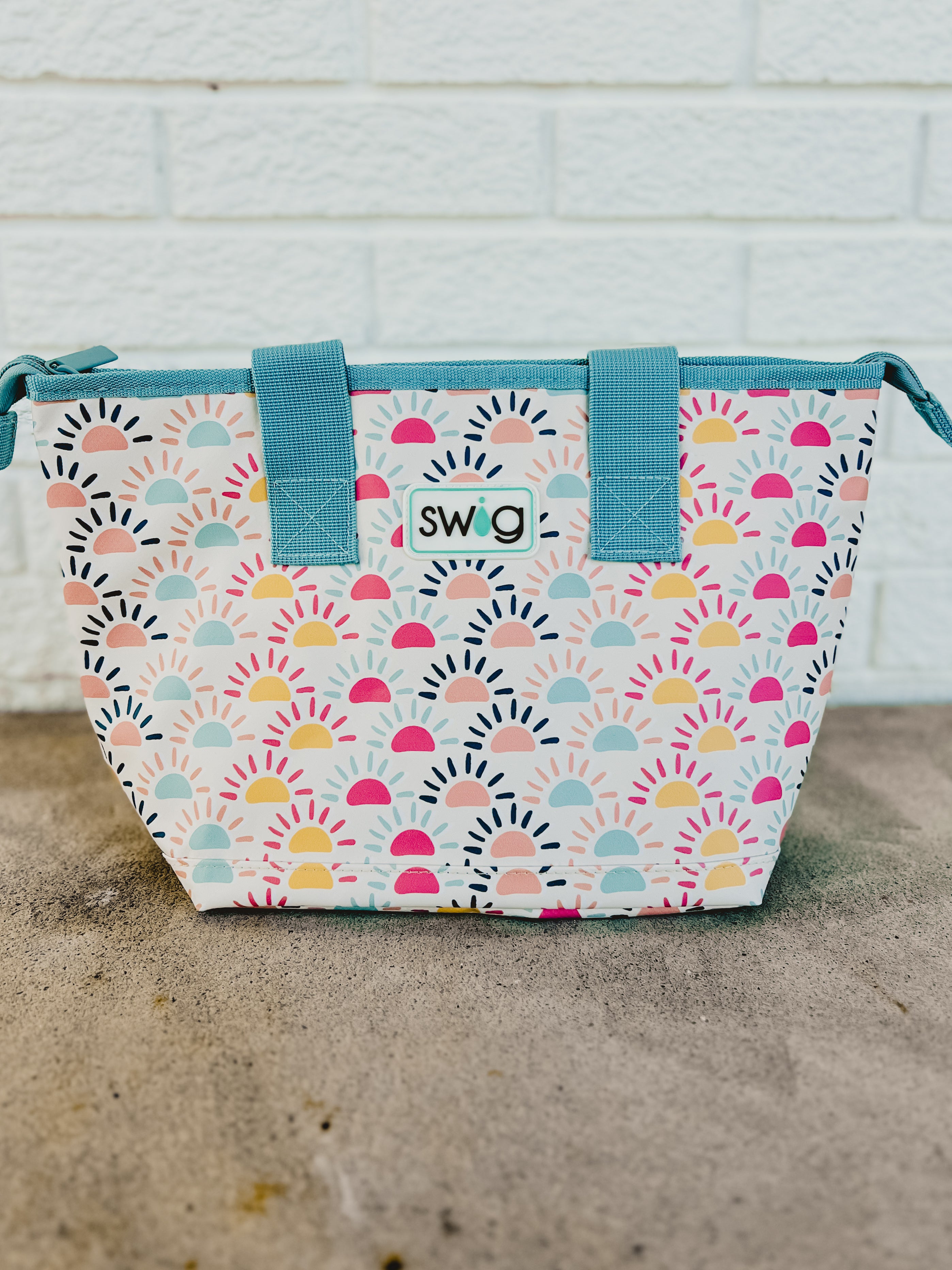 Swig Sun Chaser Lunch Bag - Lace and Grace Boutique