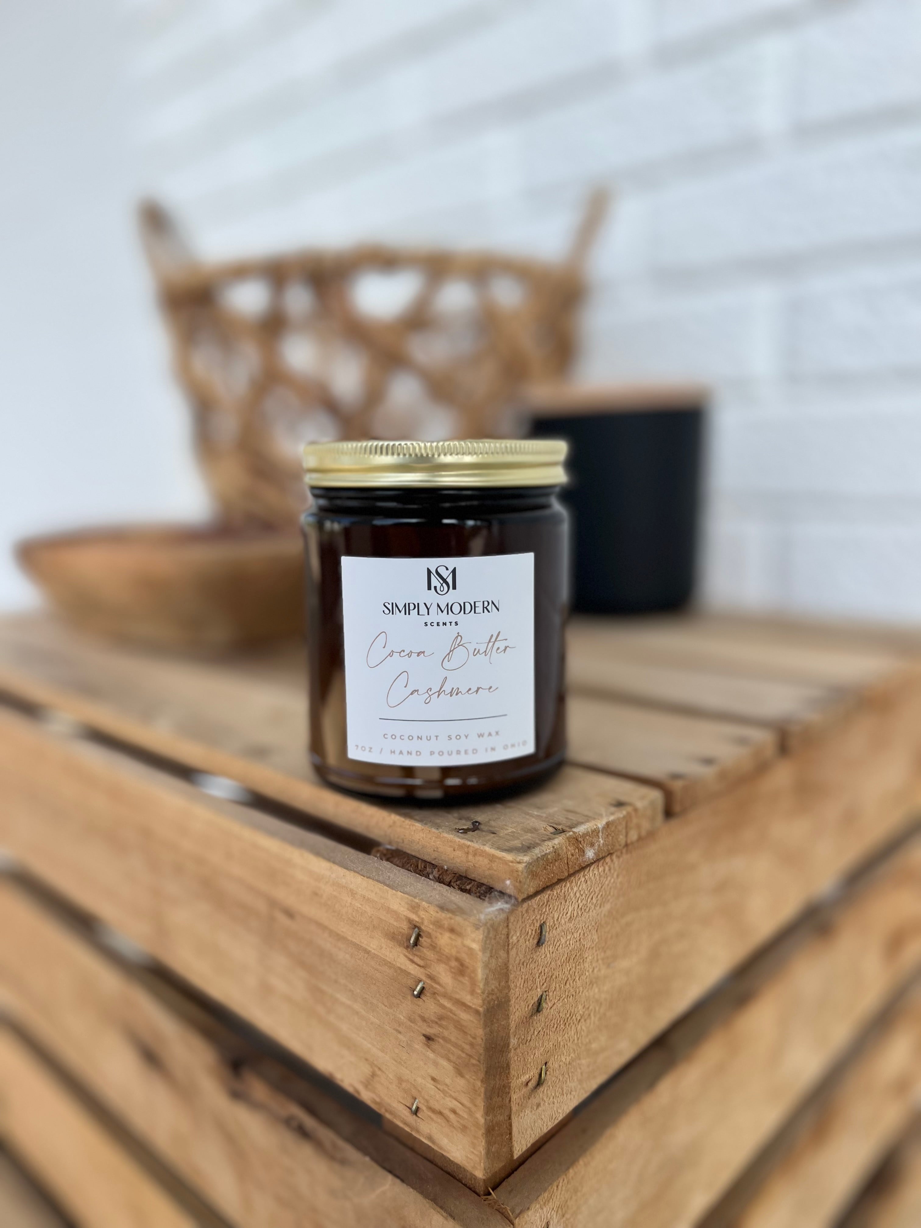 Simply Modern Soy Wax Candle 7oz.- Cocoa Butter Cashmere - Lace and Grace Boutique