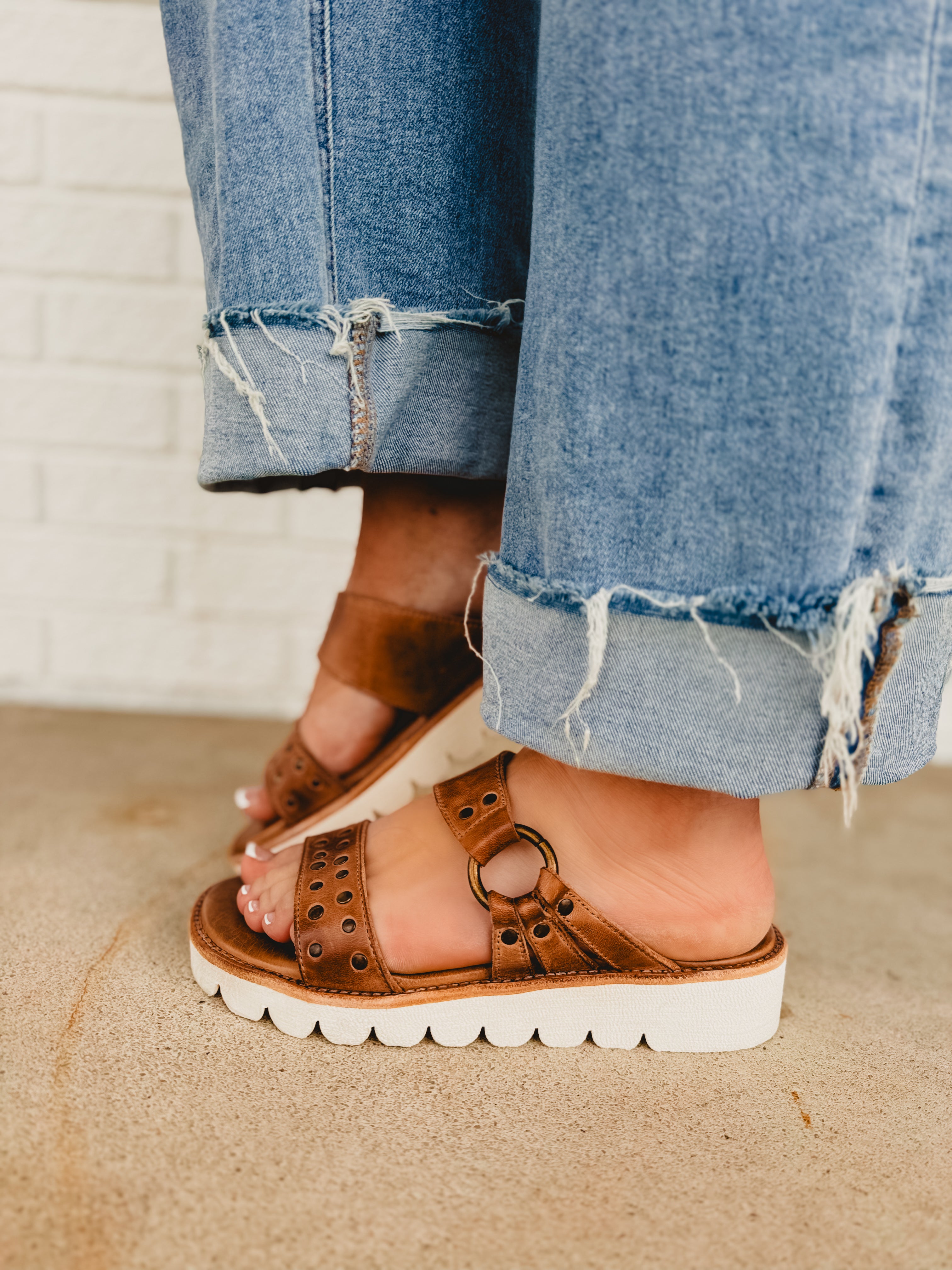 Bedstu Chow Platform Sandal - Tan Rustic - Lace and Grace Boutique