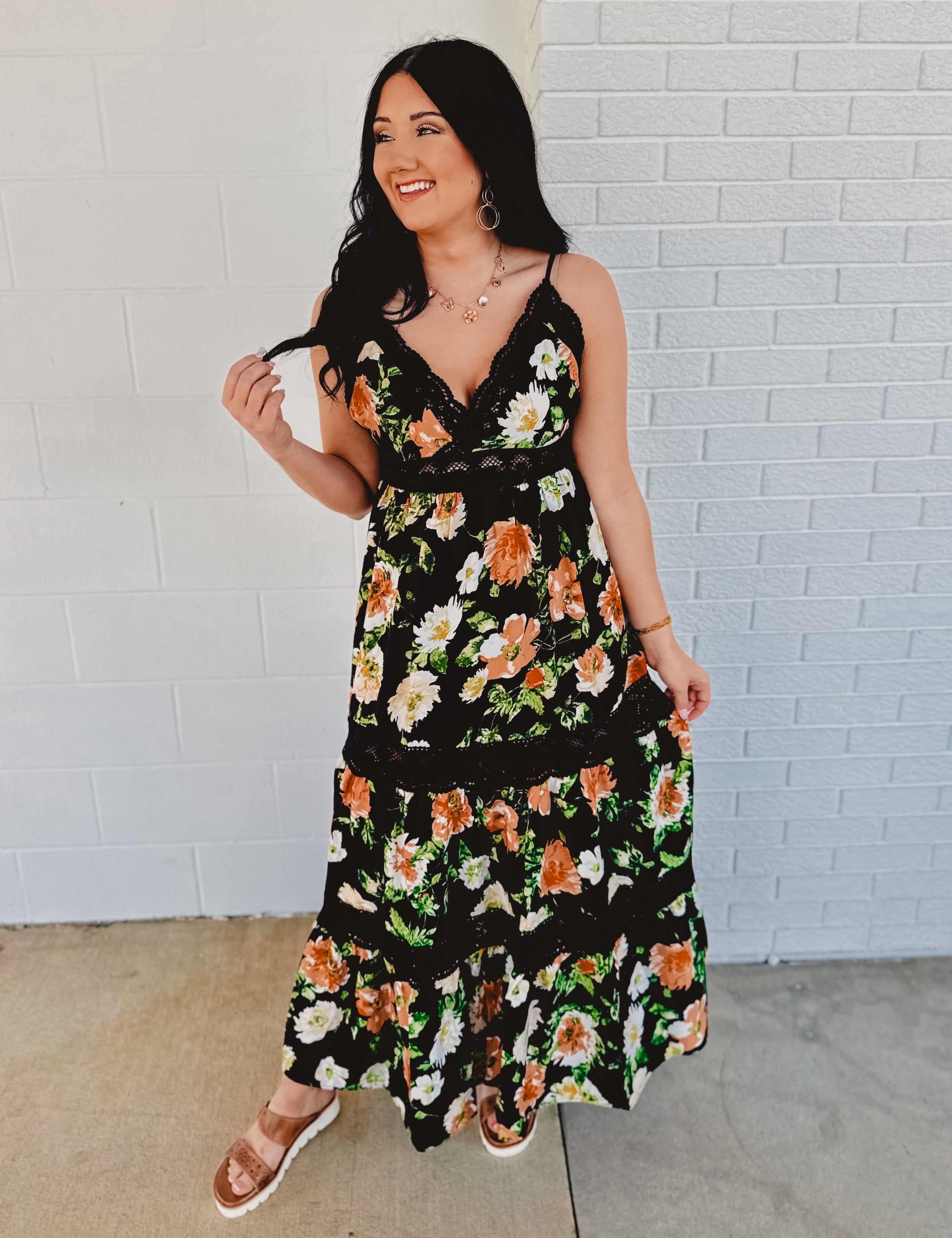 Floral Print Tiered Lace Contrast Maxi Dress - Black - Lace and Grace Boutique