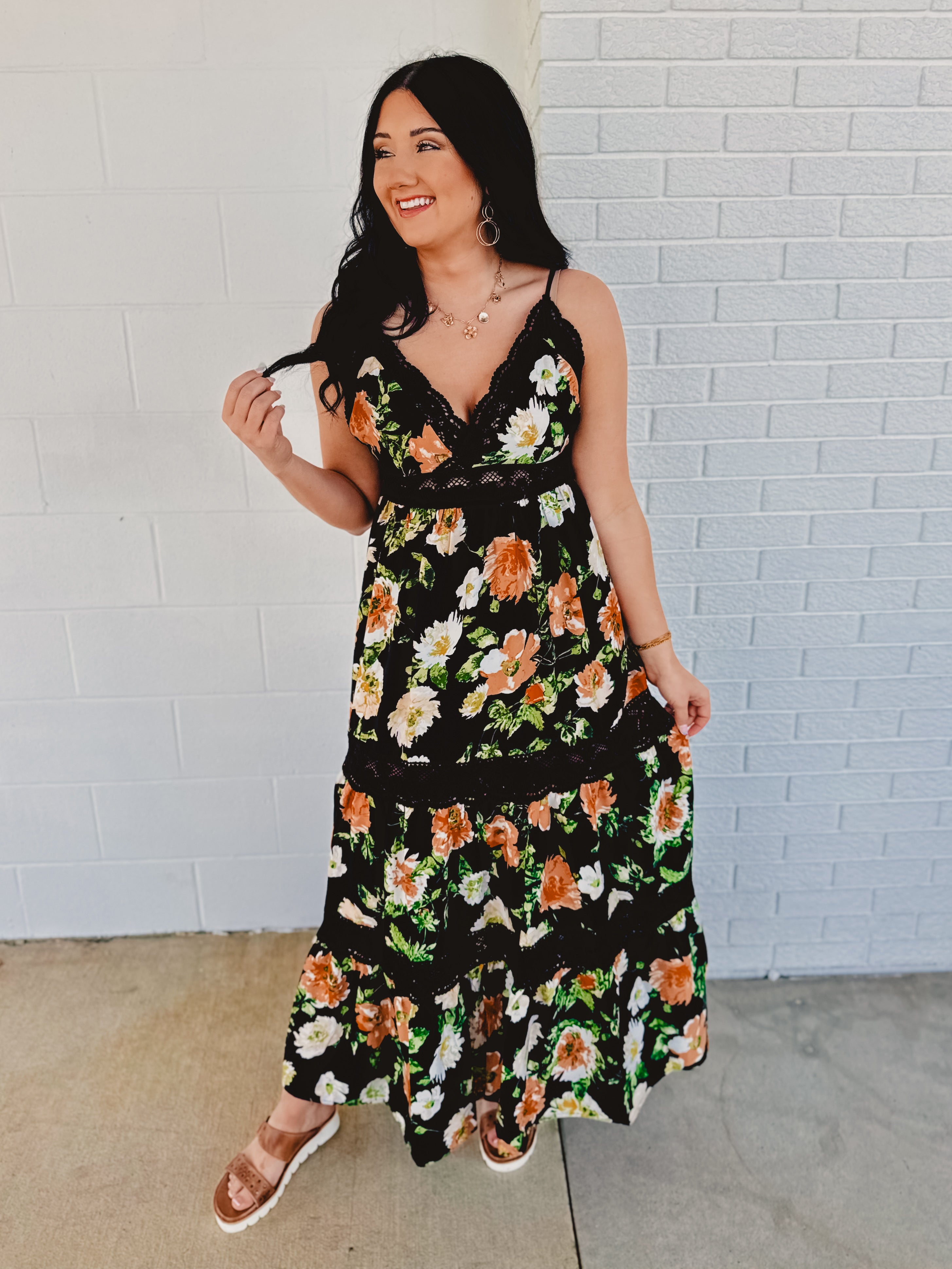 Floral Print Tiered Lace Contrast Maxi Dress - Black - Lace and Grace Boutique