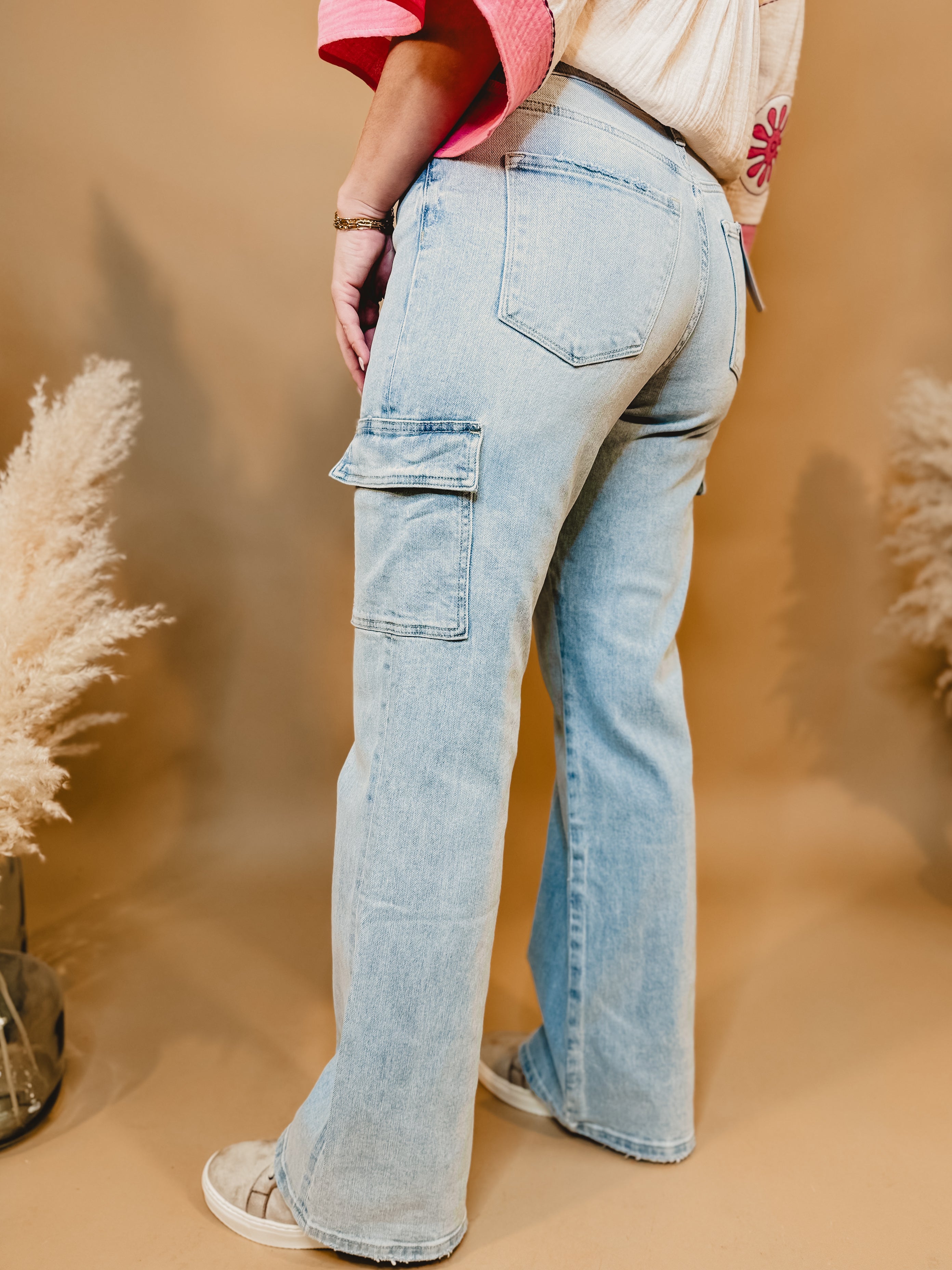 Alyssa Vervet 90's Vintage Cargo Utility Jeans - Lace and Grace Boutique