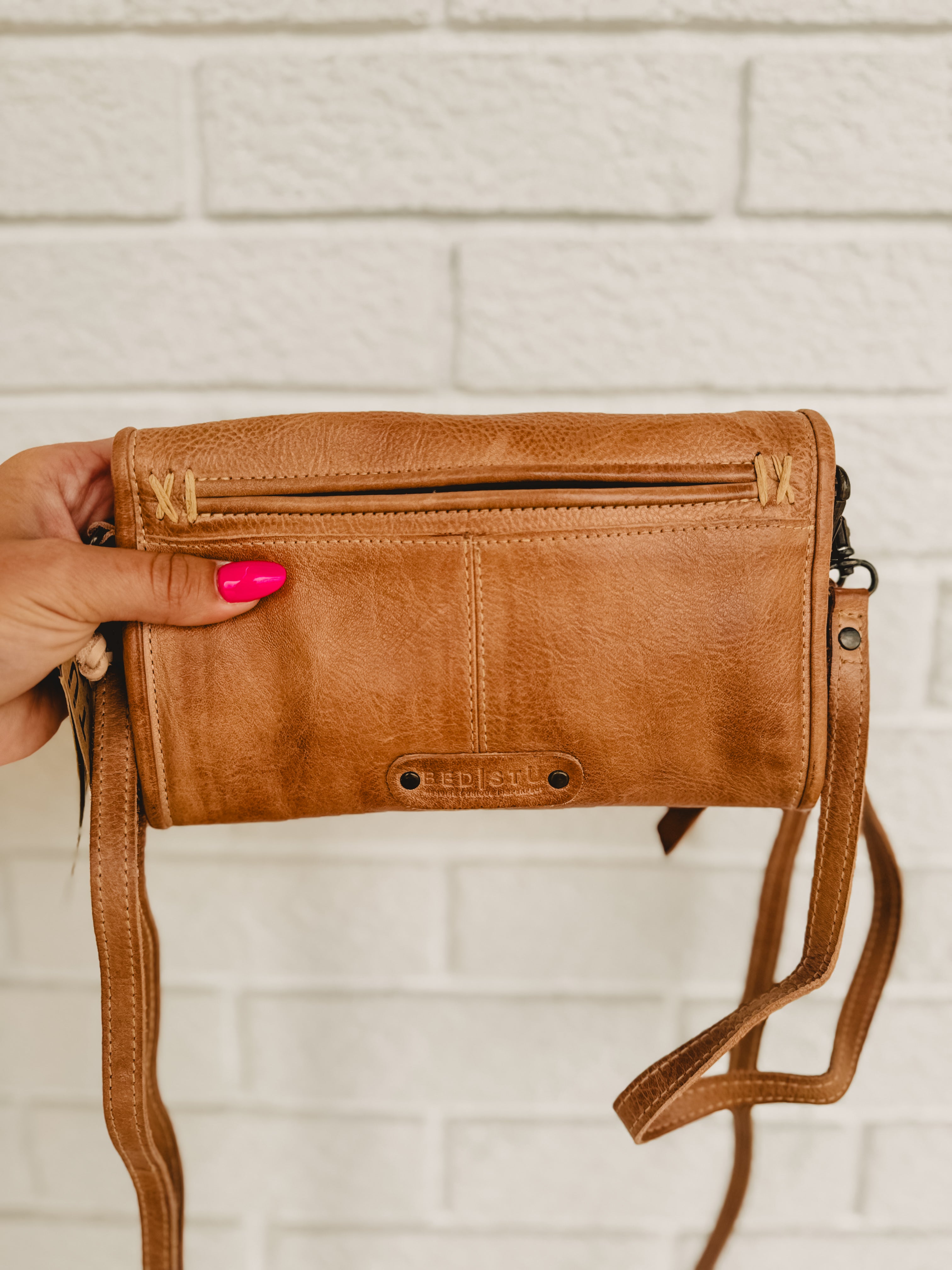 Bedstu Amina Crossbody - Tan Rustic - Lace and Grace Boutique