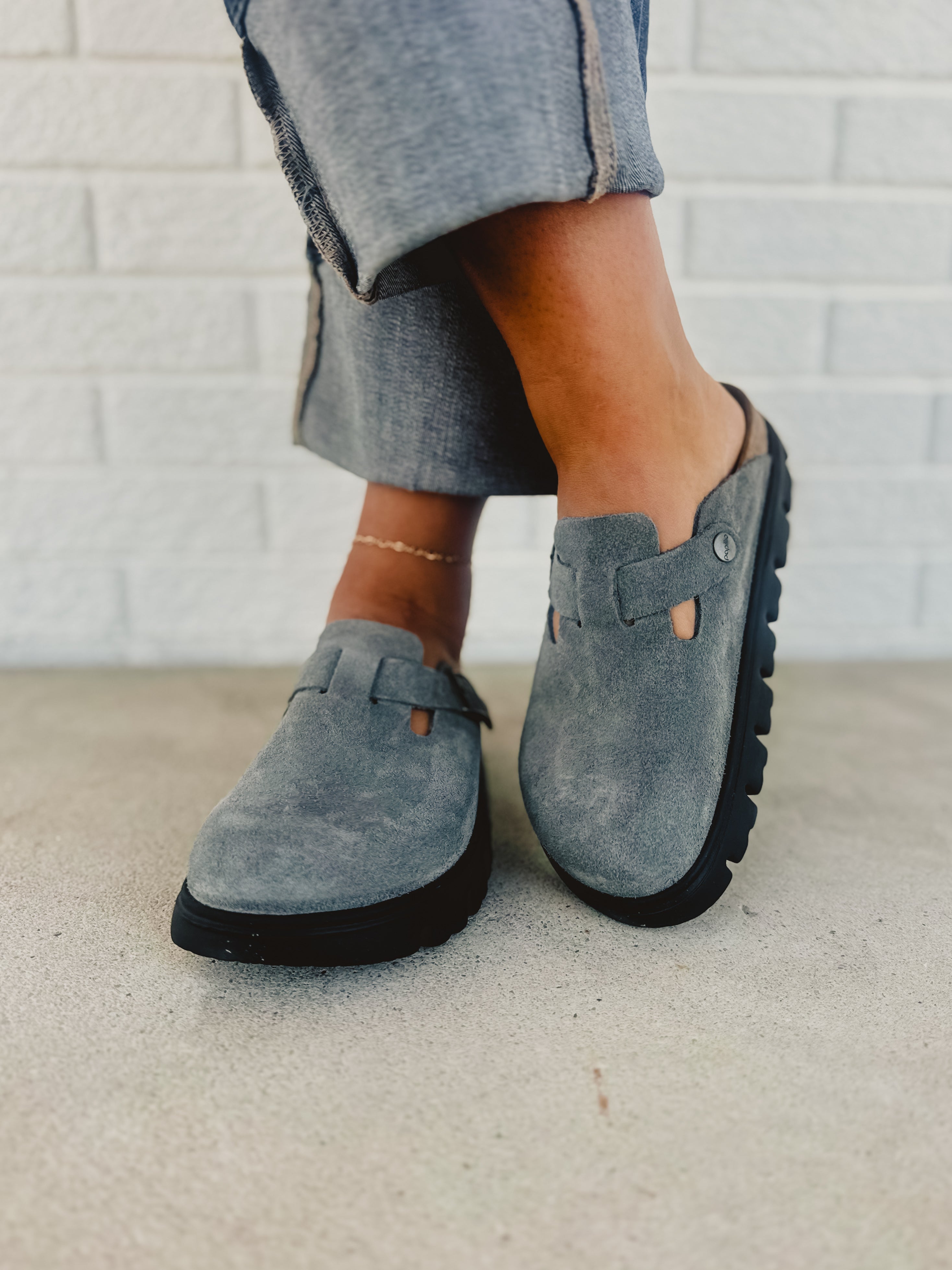 Birkenstock Boston Papillio Chunky Platform Clogs Basalt Gray