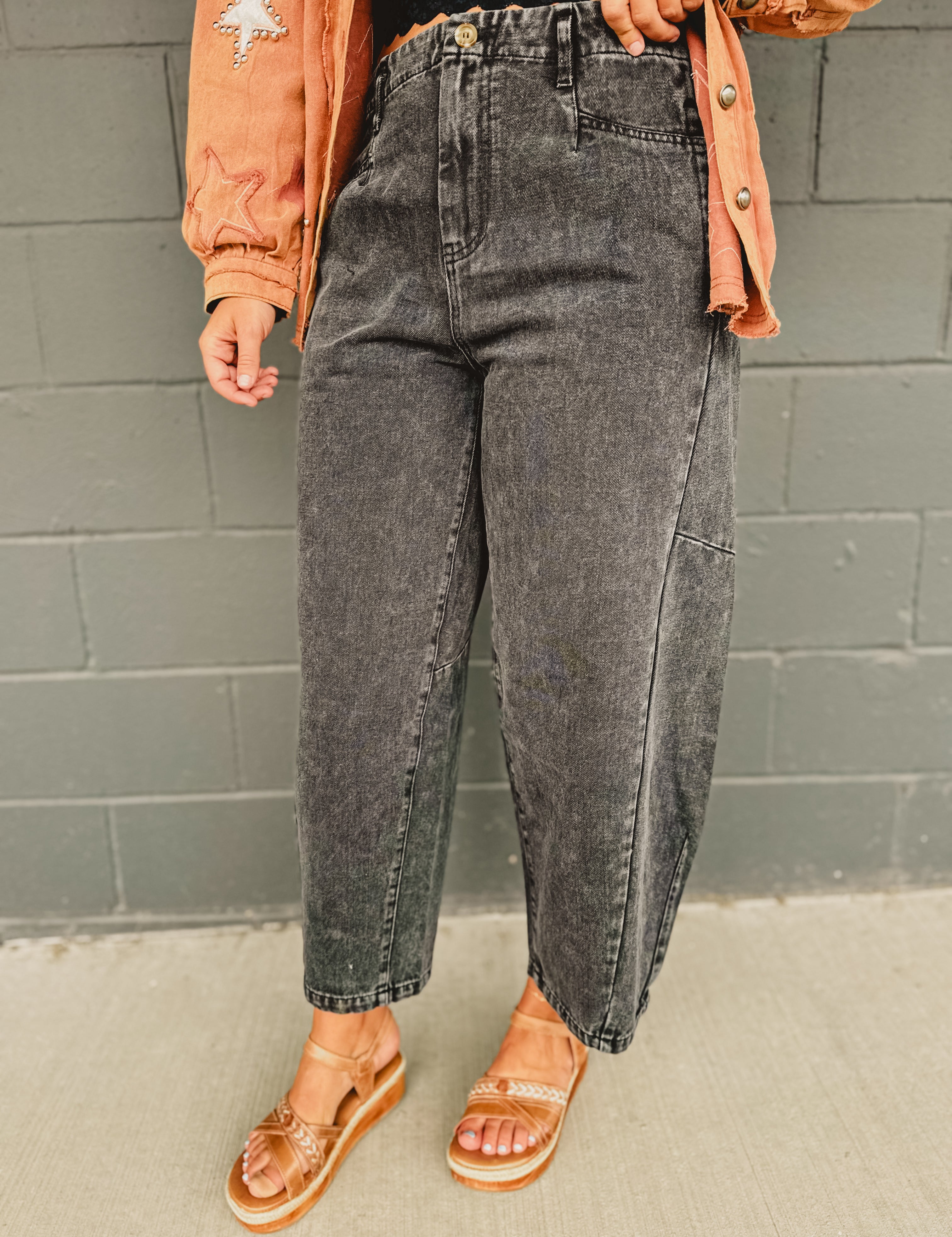 Barrel Capri Denim Pants - Black - Lace and Grace Boutique