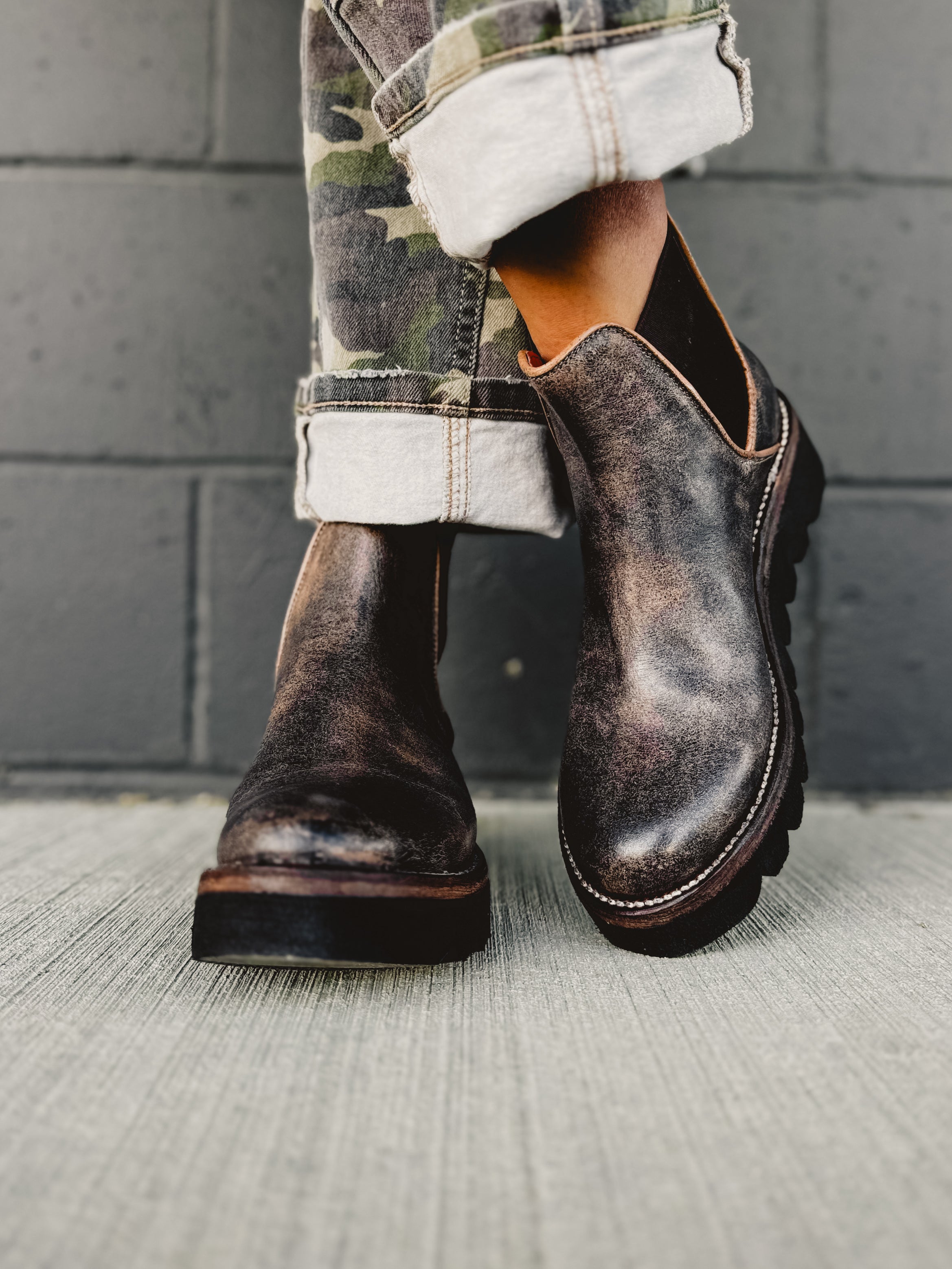 Bedstu Novel II Chelsea Boot - Black Lux Tan Rustic - Lace and Grace Boutique