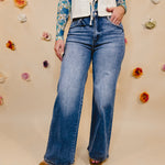 Annie Comfort Stretch High Rise Wide Leg Jeans - Lt Denim - Lace and Grace Boutique