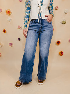 Annie Comfort Stretch High Rise Wide Leg Jeans - Lt Denim - Lace and Grace Boutique