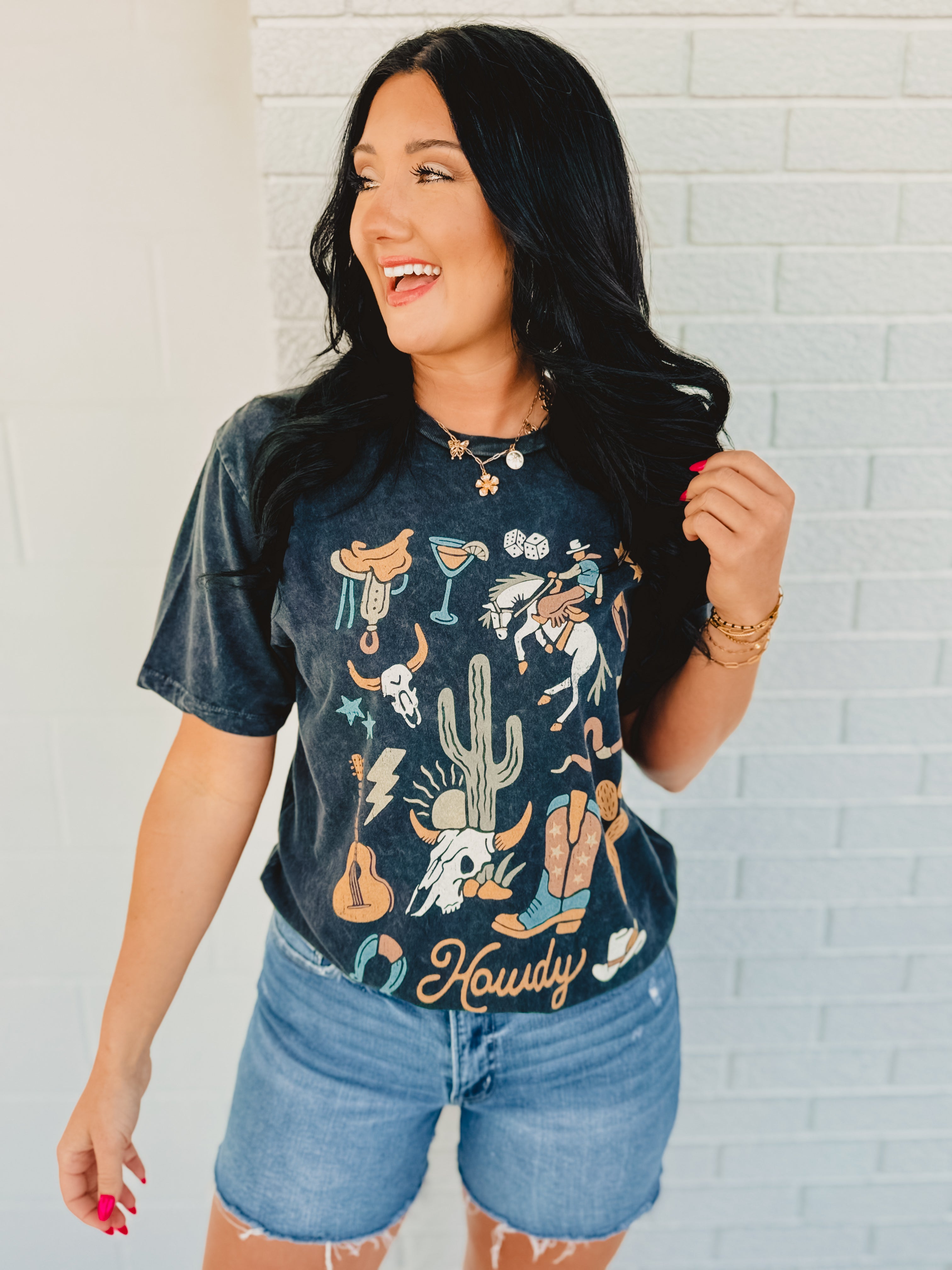 Howdy Western Graphic Tee - Vintage Black - Lace and Grace Boutique