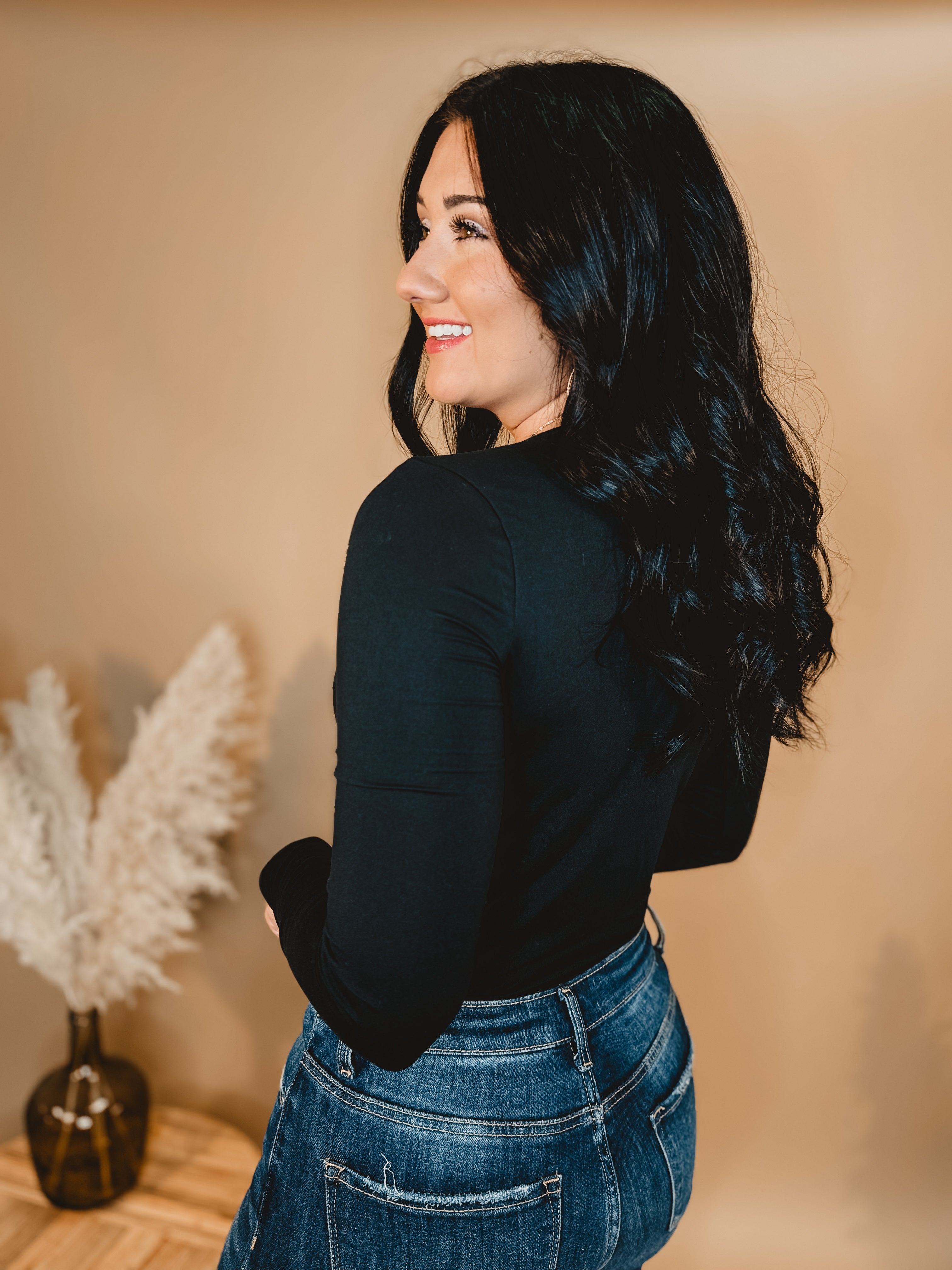 Buttery Soft Long Sleeve Tee - Black - Lace and Grace Boutique