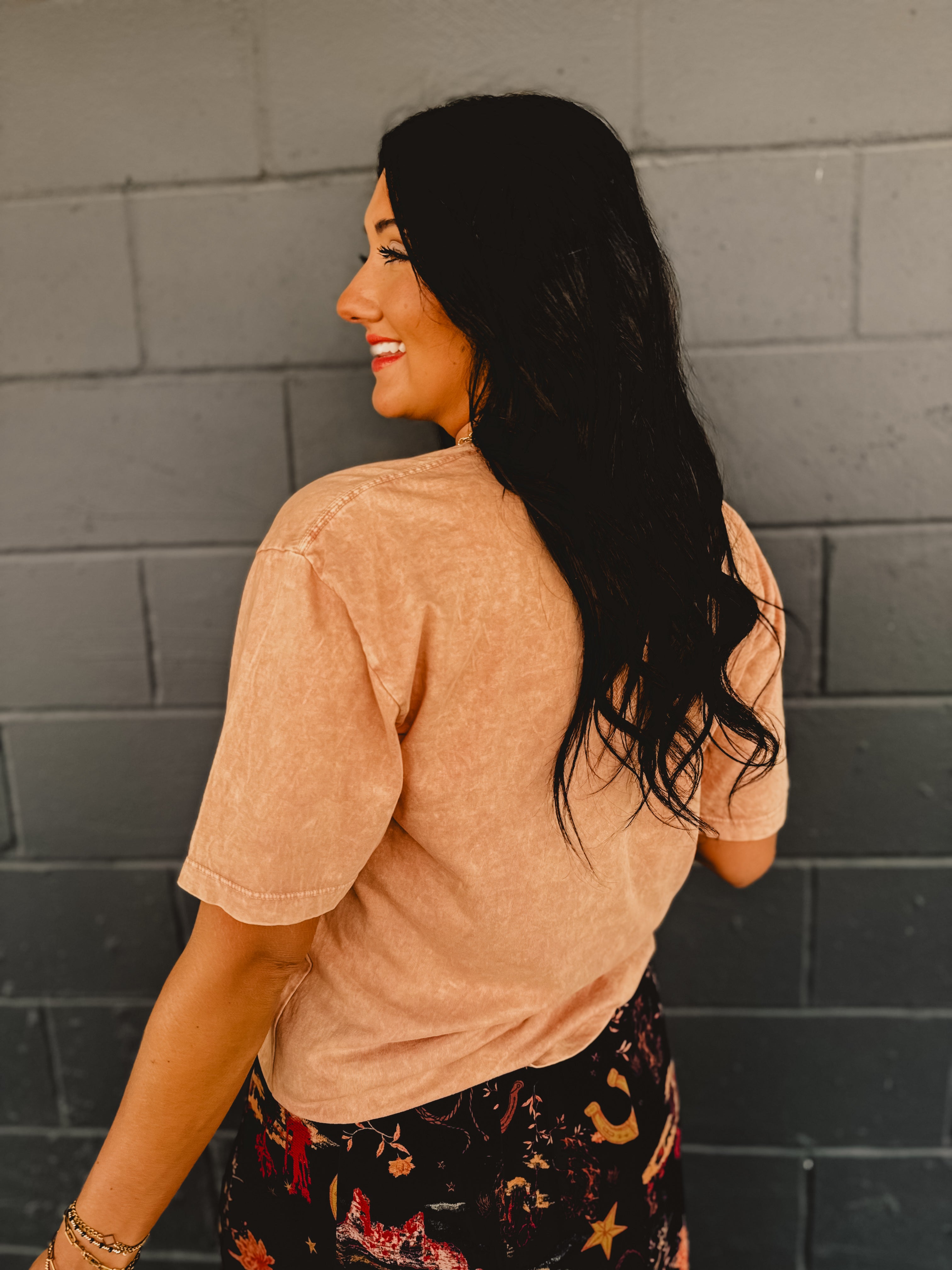Howdy Mineral Wash Graphic Tee - Coral - Lace and Grace Boutique