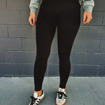 Microfiber material butter soft black leggings.