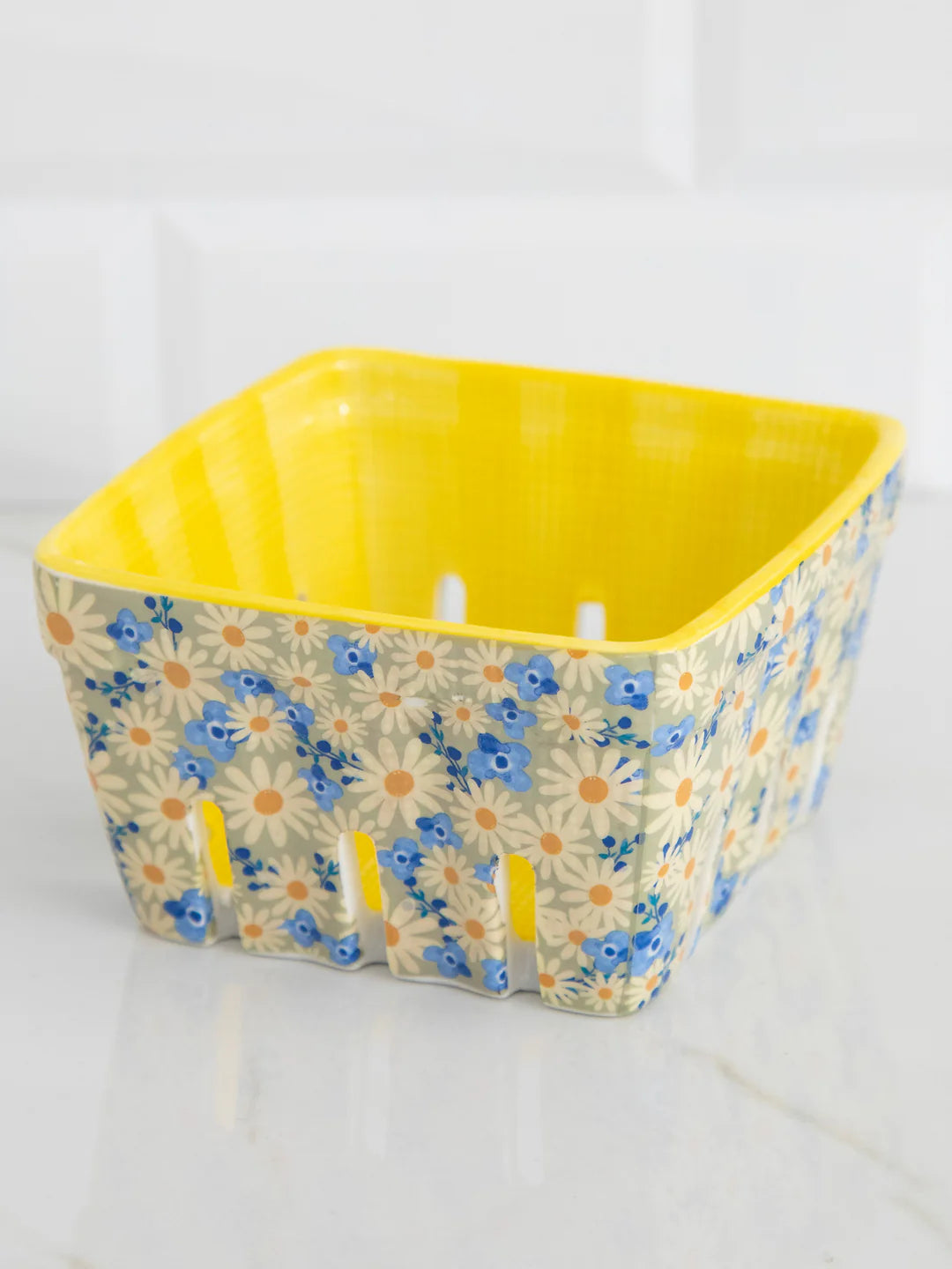 Ceramic Berry Colander - Lace and Grace Boutique