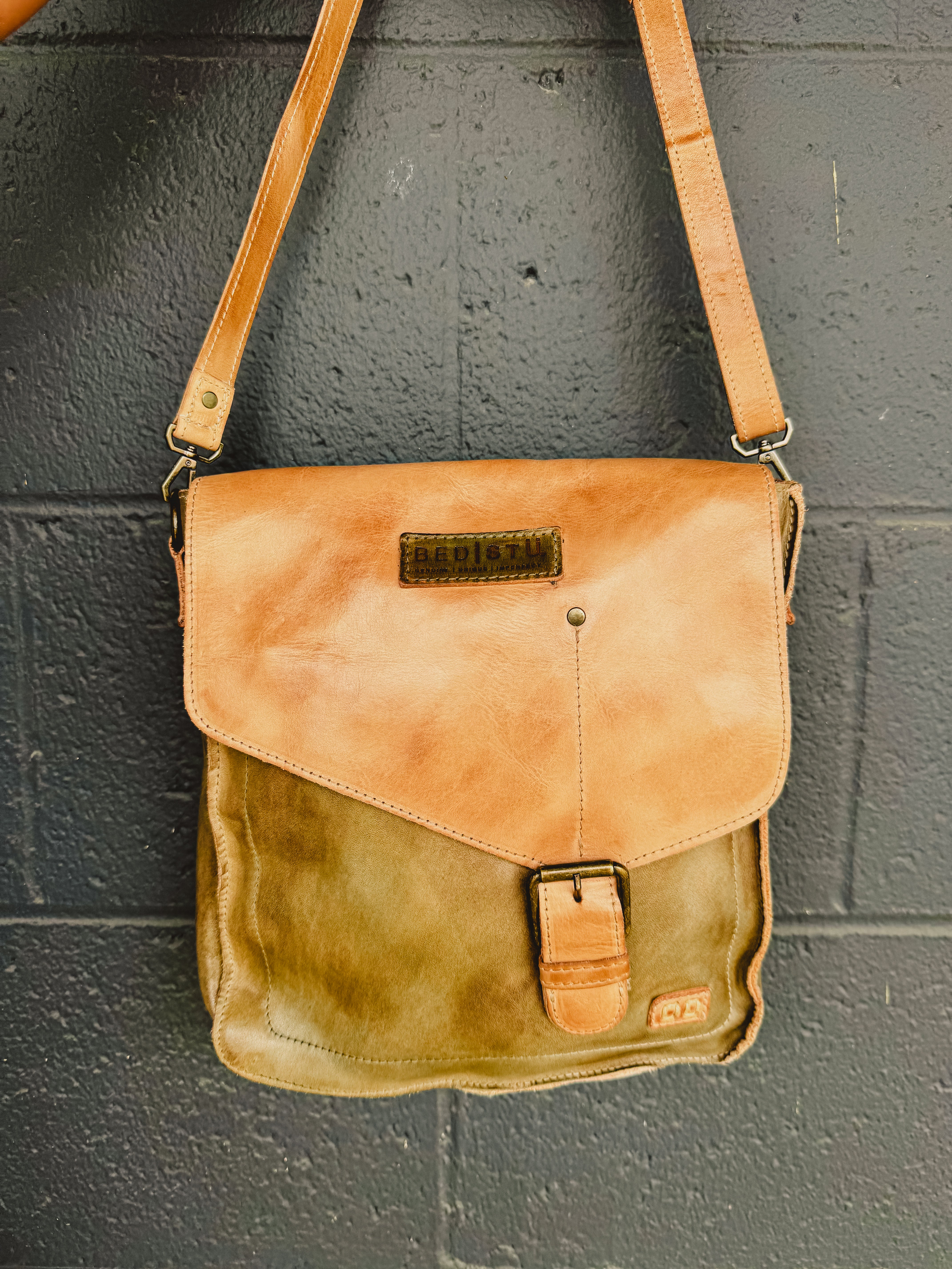 BedStu Venice Beach Crossbody - Taupe Oats Rustic - Lace and Grace Boutique