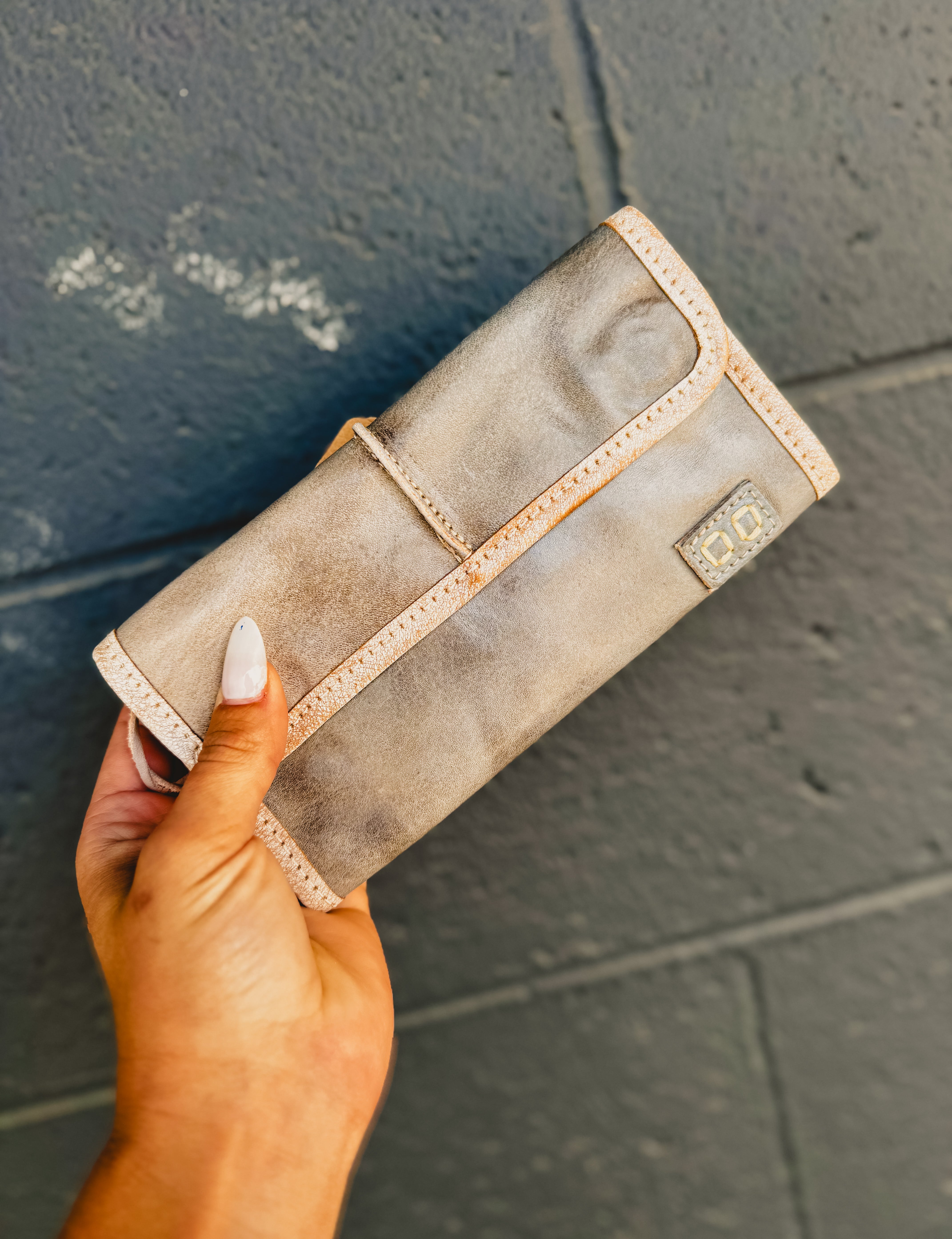 BedStu Canton Wallet - Icicle Rustic Nectar Lux - Lace and Grace Boutique
