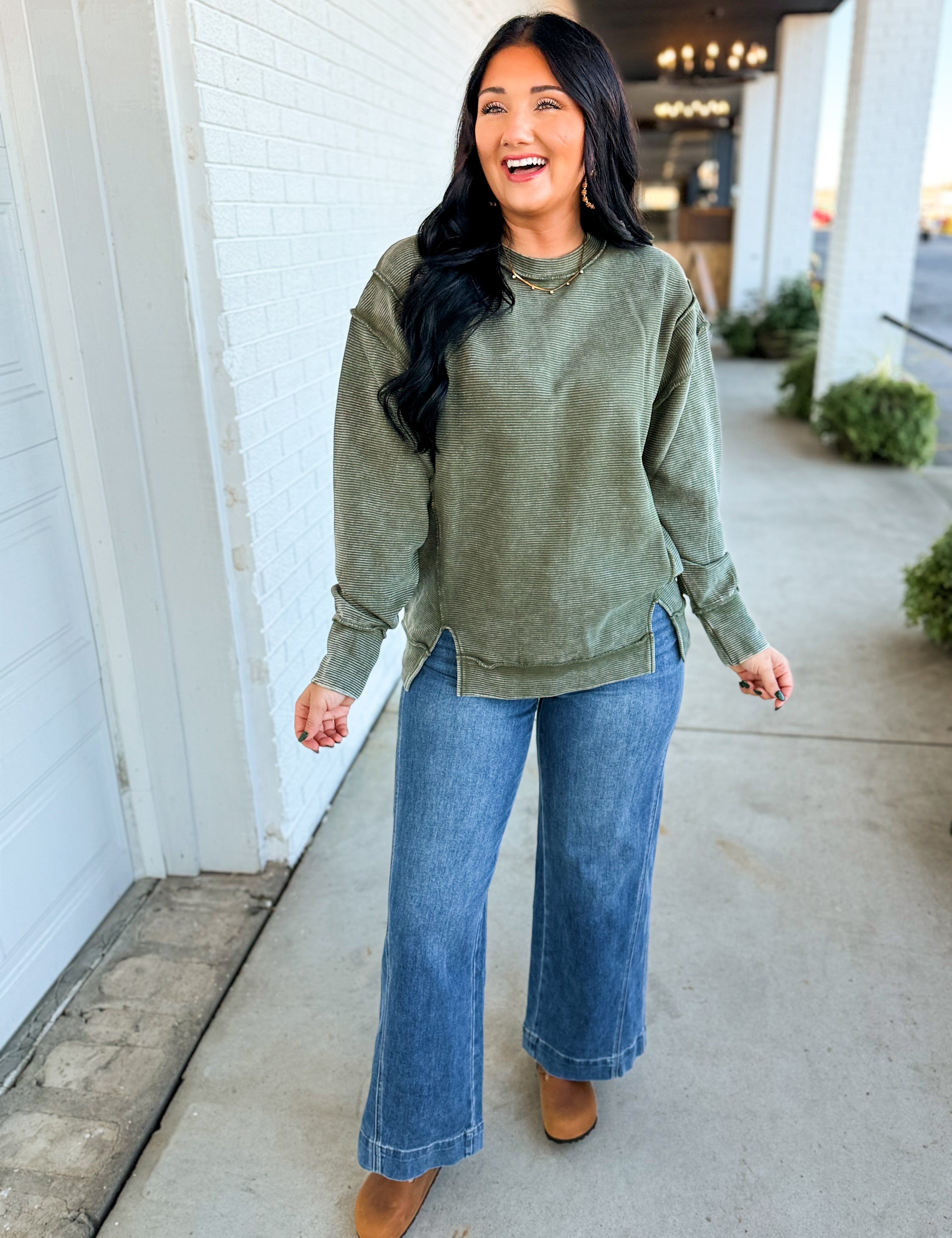 Acid Wash Ribbed Pullover Top - Dark Olive - Lace and Grace Boutique