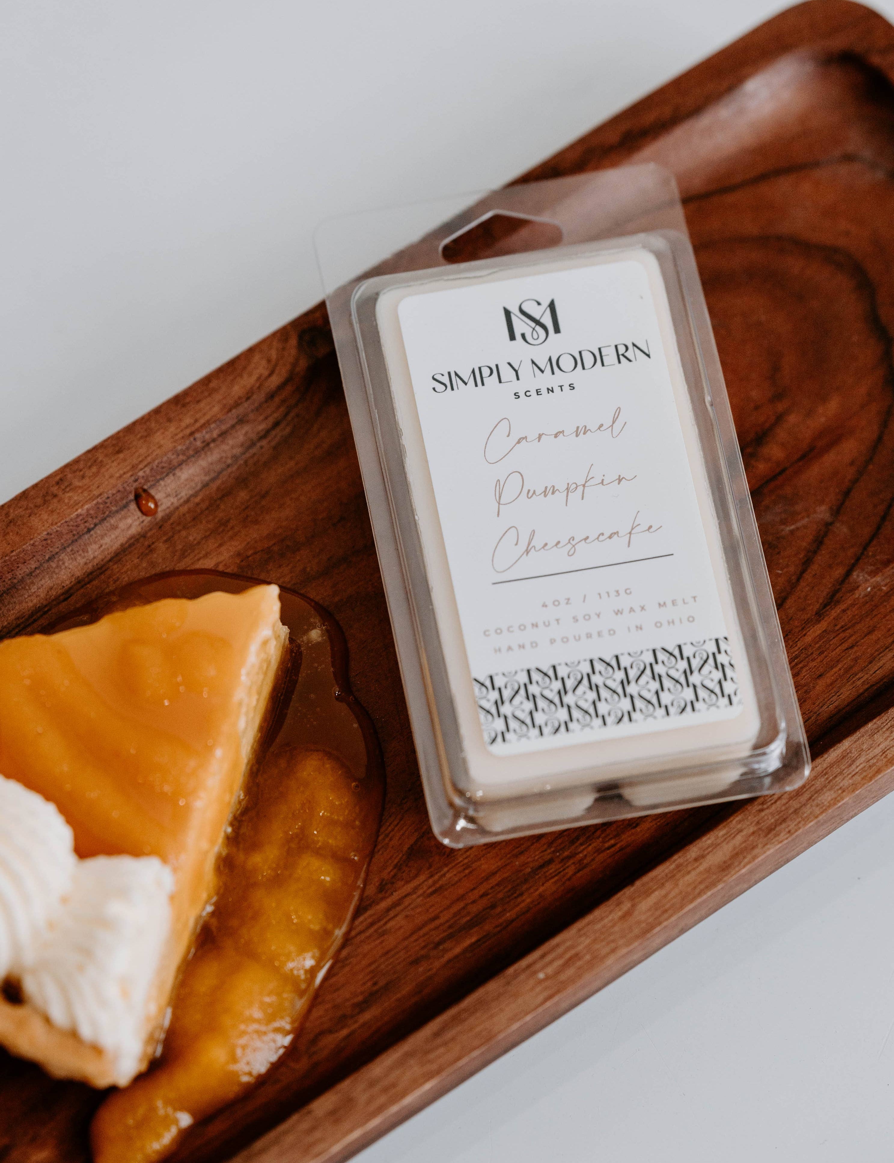 Simply Modern Soy Wax Melt - Caramel Pumpkin Cheesecake - Lace and Grace Boutique