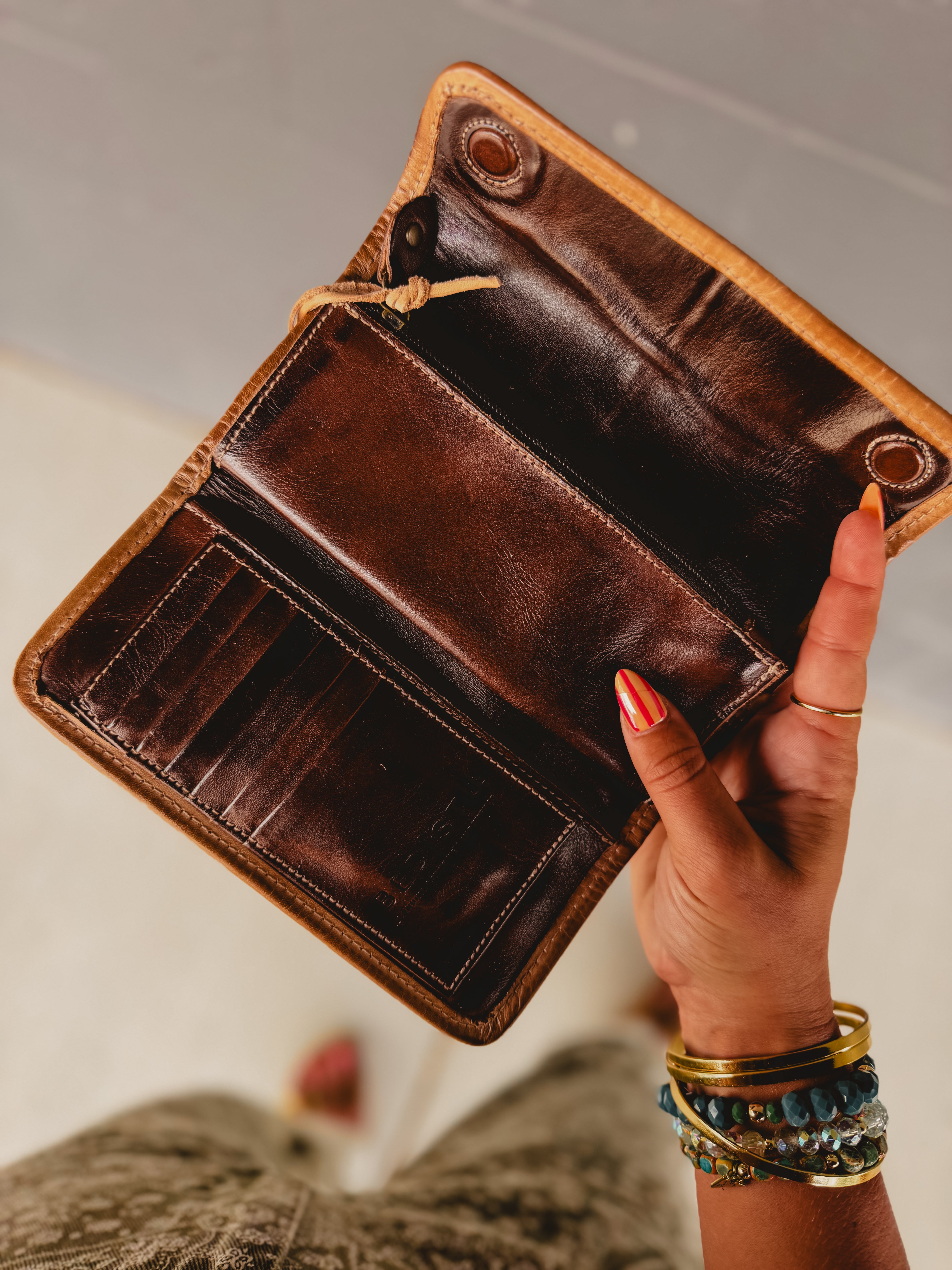 BedStu Canton Wallet - Teak Oats Rustic - Lace and Grace Boutique