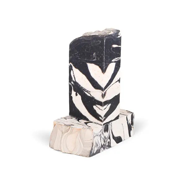 Finchberry Charcoal Detox Face Wash - Lace and Grace Boutique