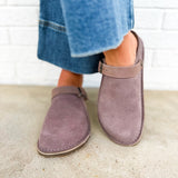Birkenstock Lutry Premium Shearling Clog - Faded Purple