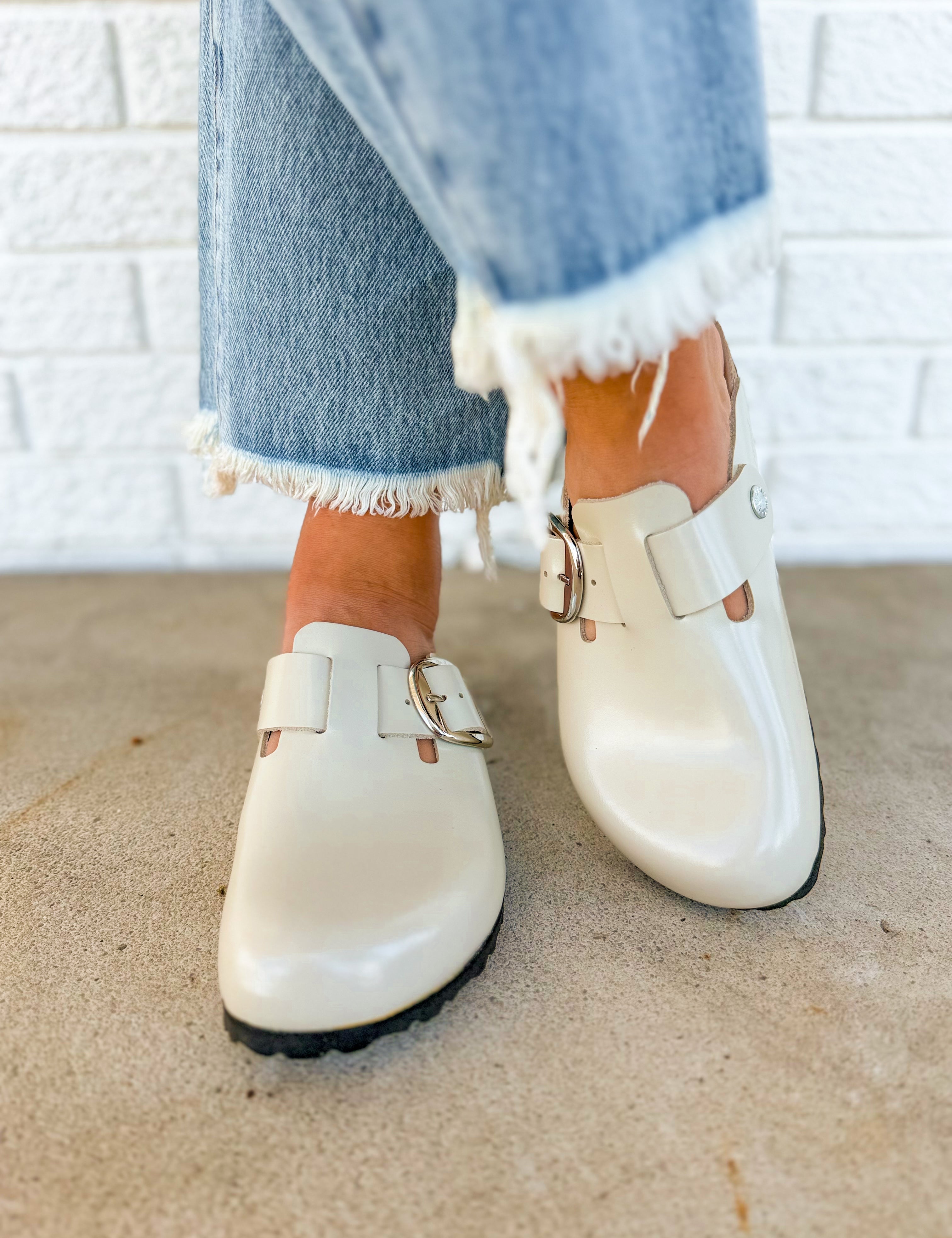 Birkenstock Boston Big Buckle Leather Clog - Amalfi Oyster - Lace and Grace Boutique
