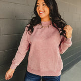 Acid Washed crewneck long sleeve sweatshirt in light rose.