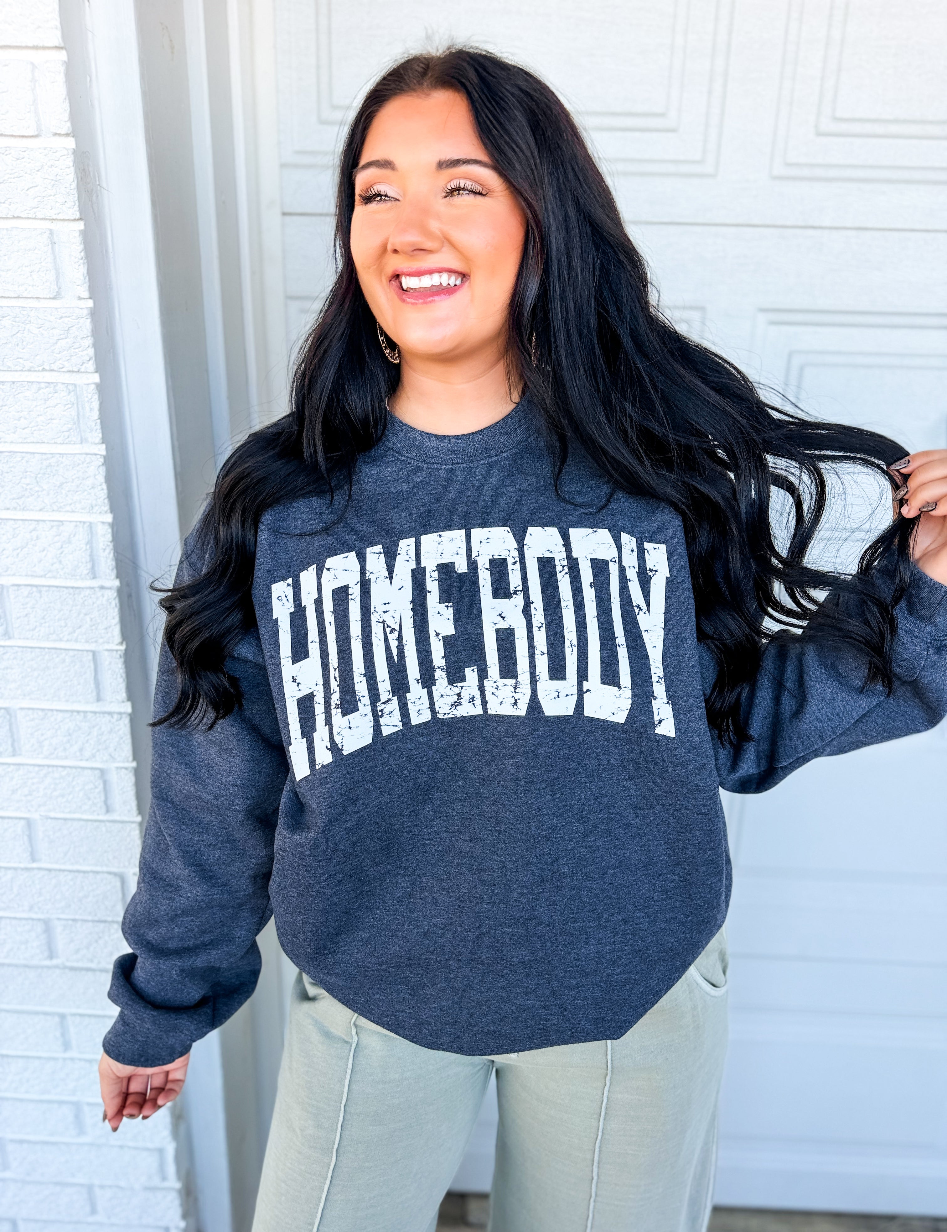 Homebody Fleece Crewneck Sweatshirt - Heather Black - Lace and Grace Boutique