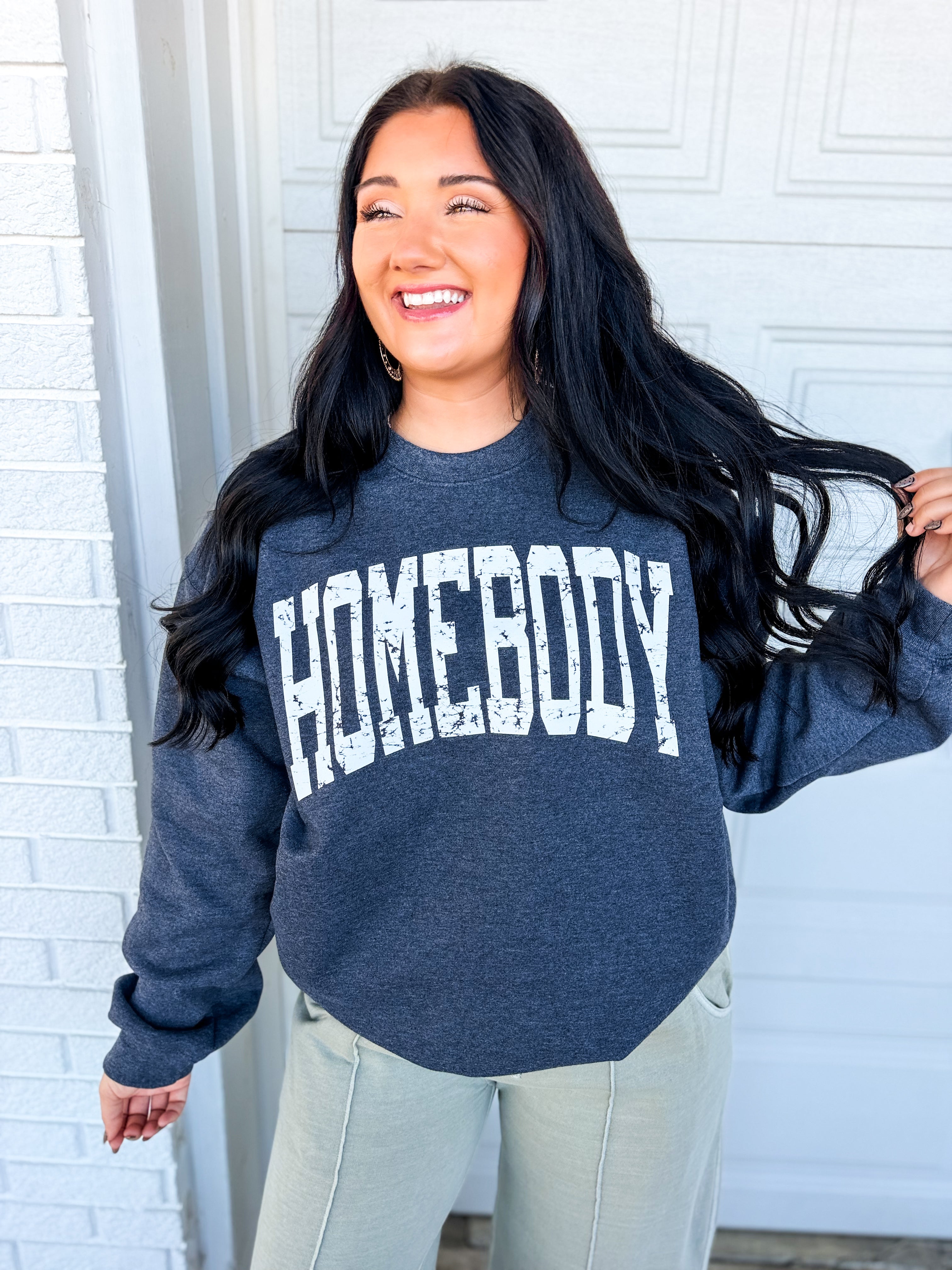 Homebody Fleece Crewneck Sweatshirt - Heather Black - Lace and Grace Boutique