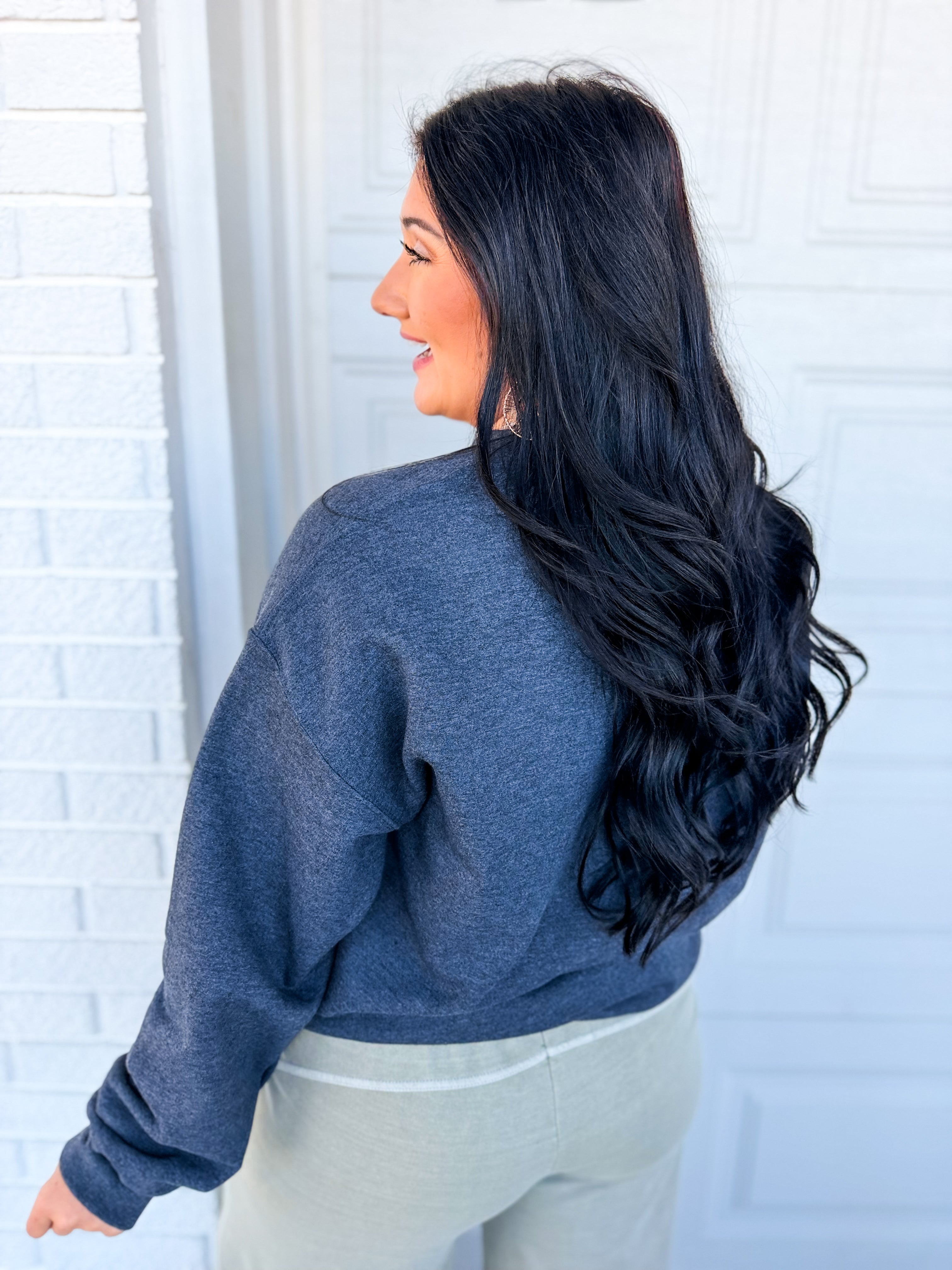 Homebody Fleece Crewneck Sweatshirt - Heather Black - Lace and Grace Boutique