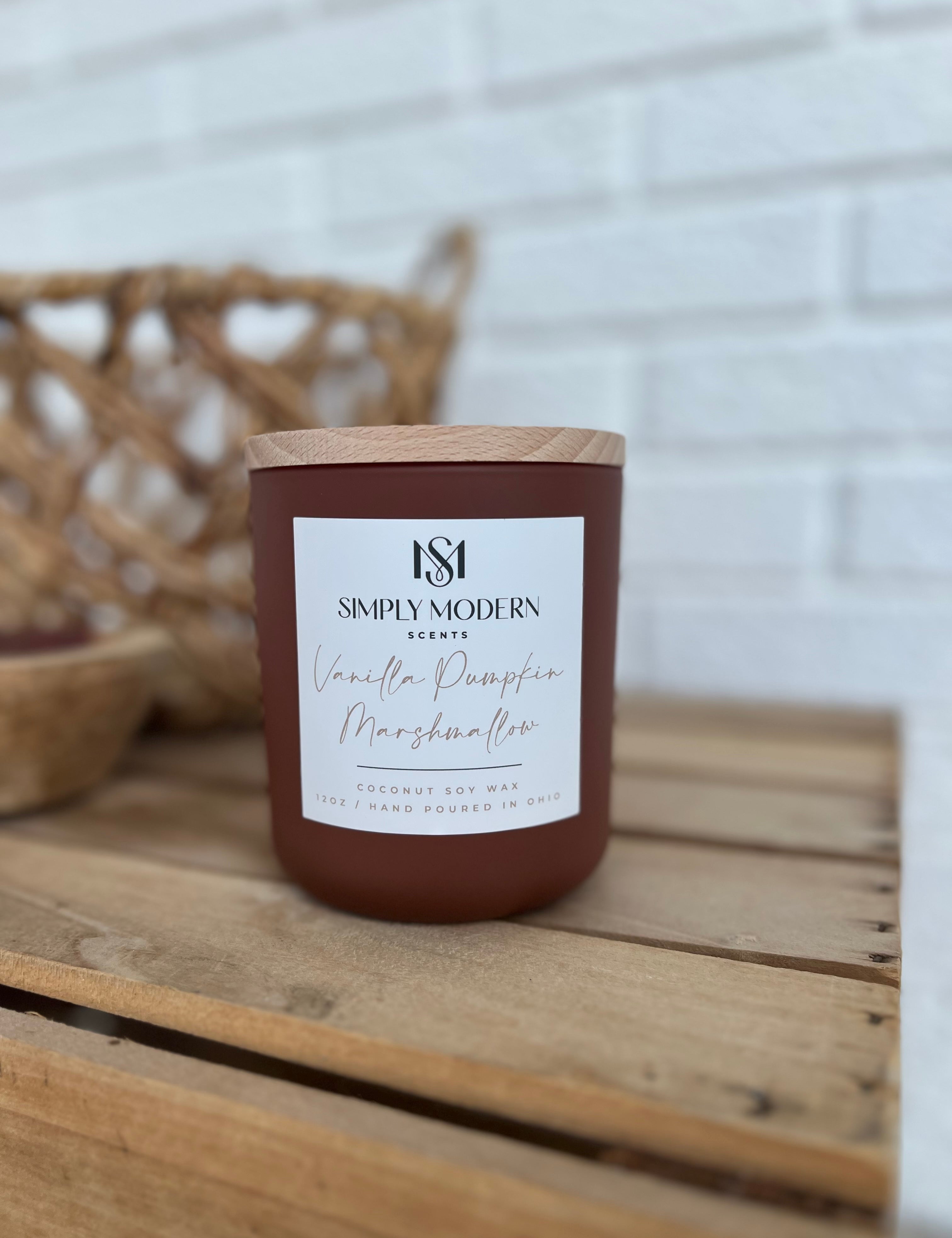 Simply Modern Soy Wax Candle - Vanilla Pumpkin Marshmallow - Lace and Grace Boutique