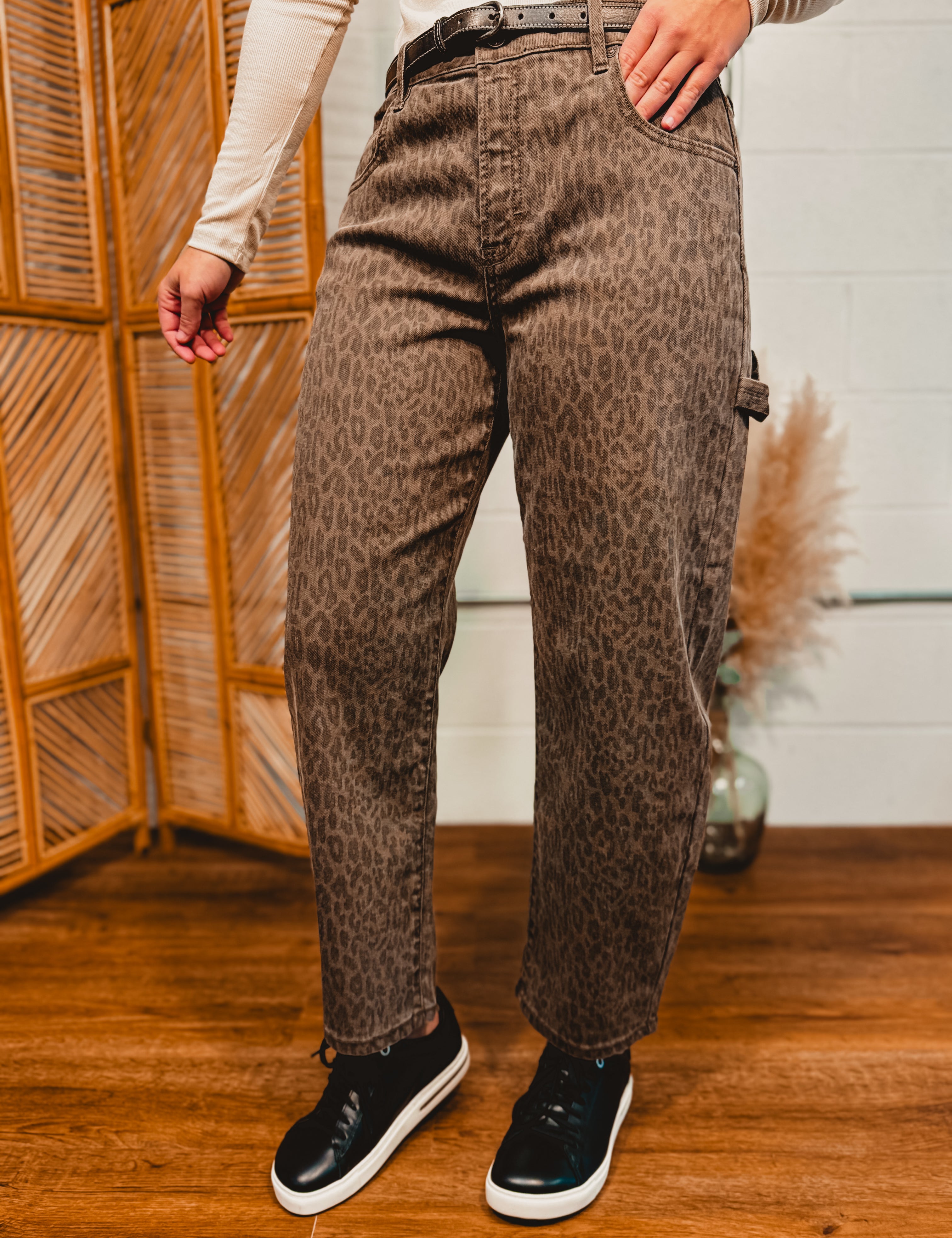 Hidden Sammie Carpenter Barrel Jean - Brown Cheetah - Lace and Grace Boutique