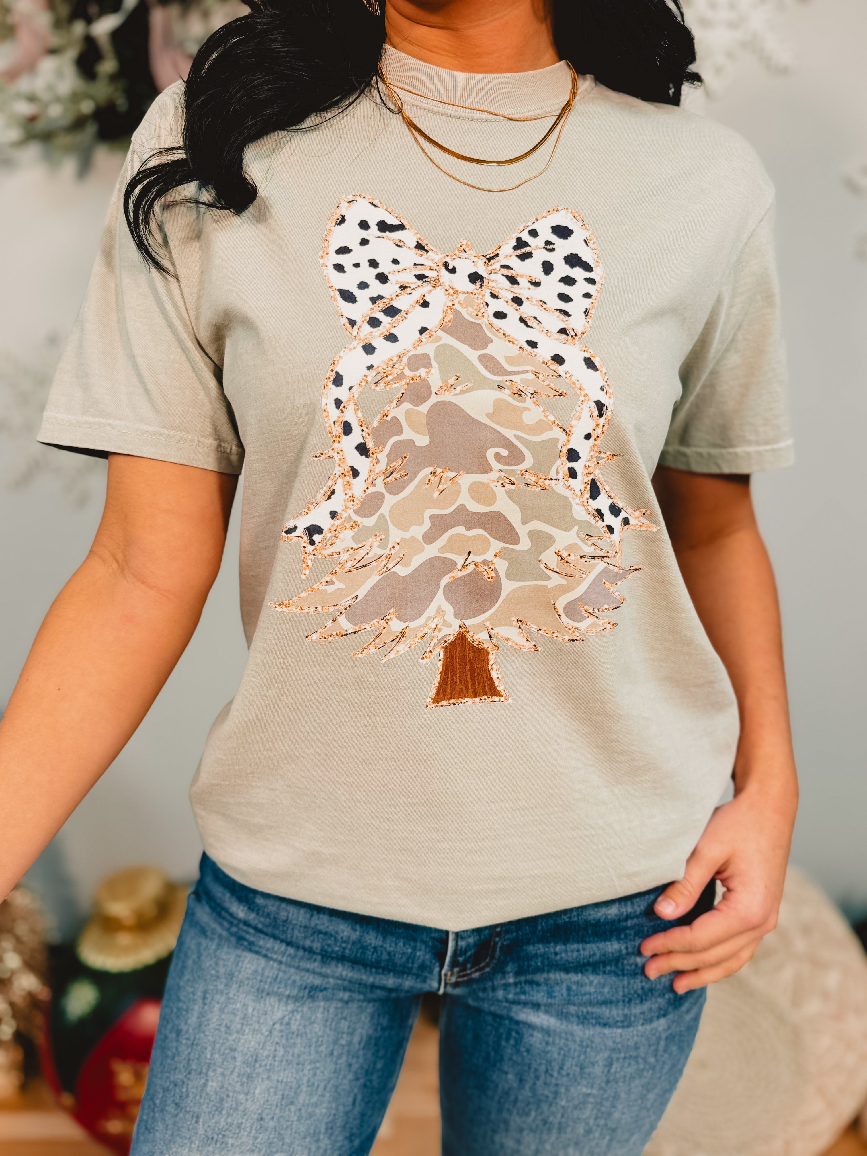 Christmas Tree Camo Tee - Bay Green - Lace and Grace Boutique