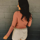 Fitted Ribbed Knit Long Sleeve Top - Red Bean