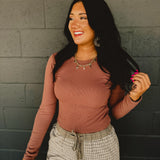 Fitted Ribbed Knit Long Sleeve Top - Red Bean