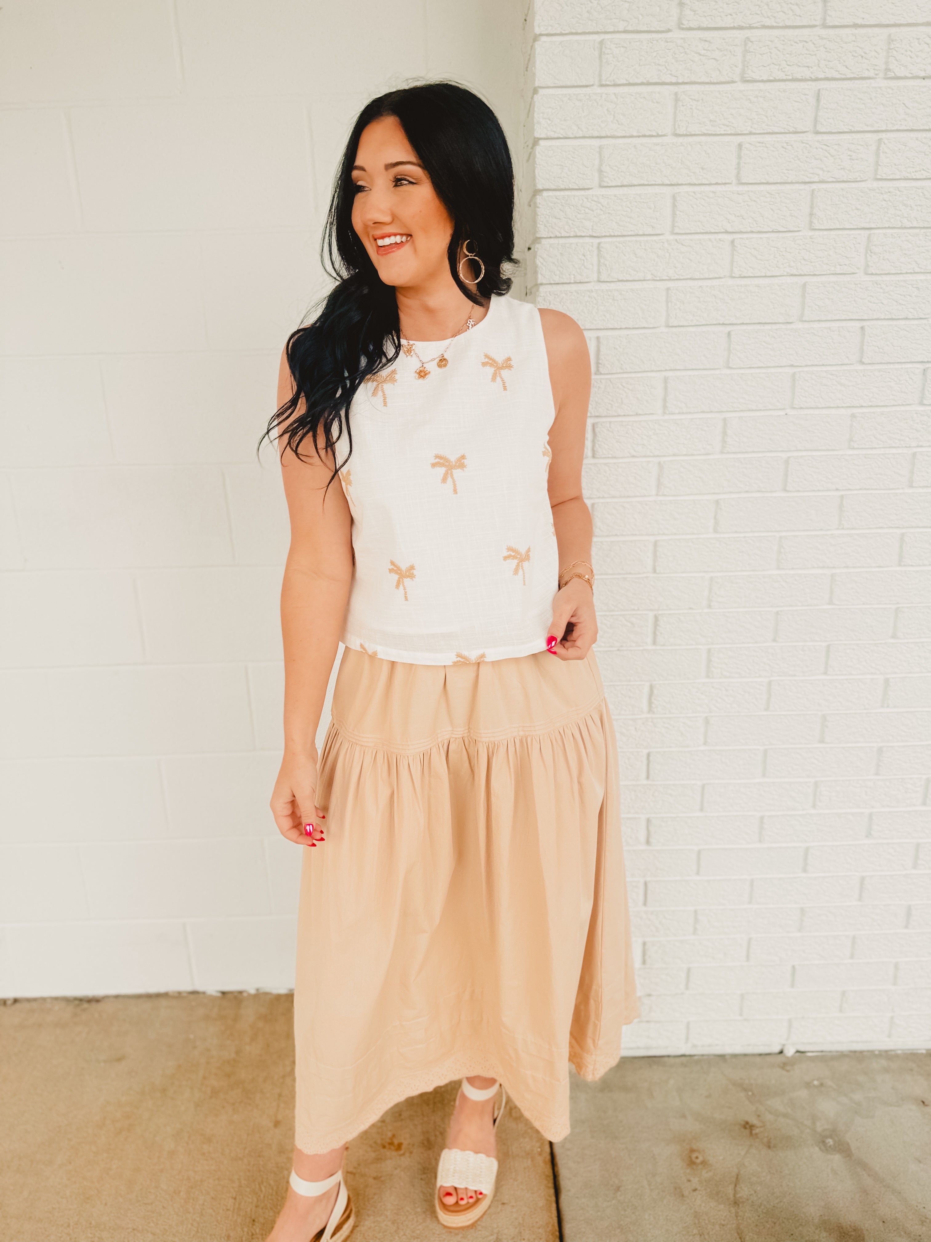 Palm Tree Embroidery Linen Tank Top - White - Lace and Grace Boutique