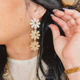 Raffia Flower Earrings - Natural