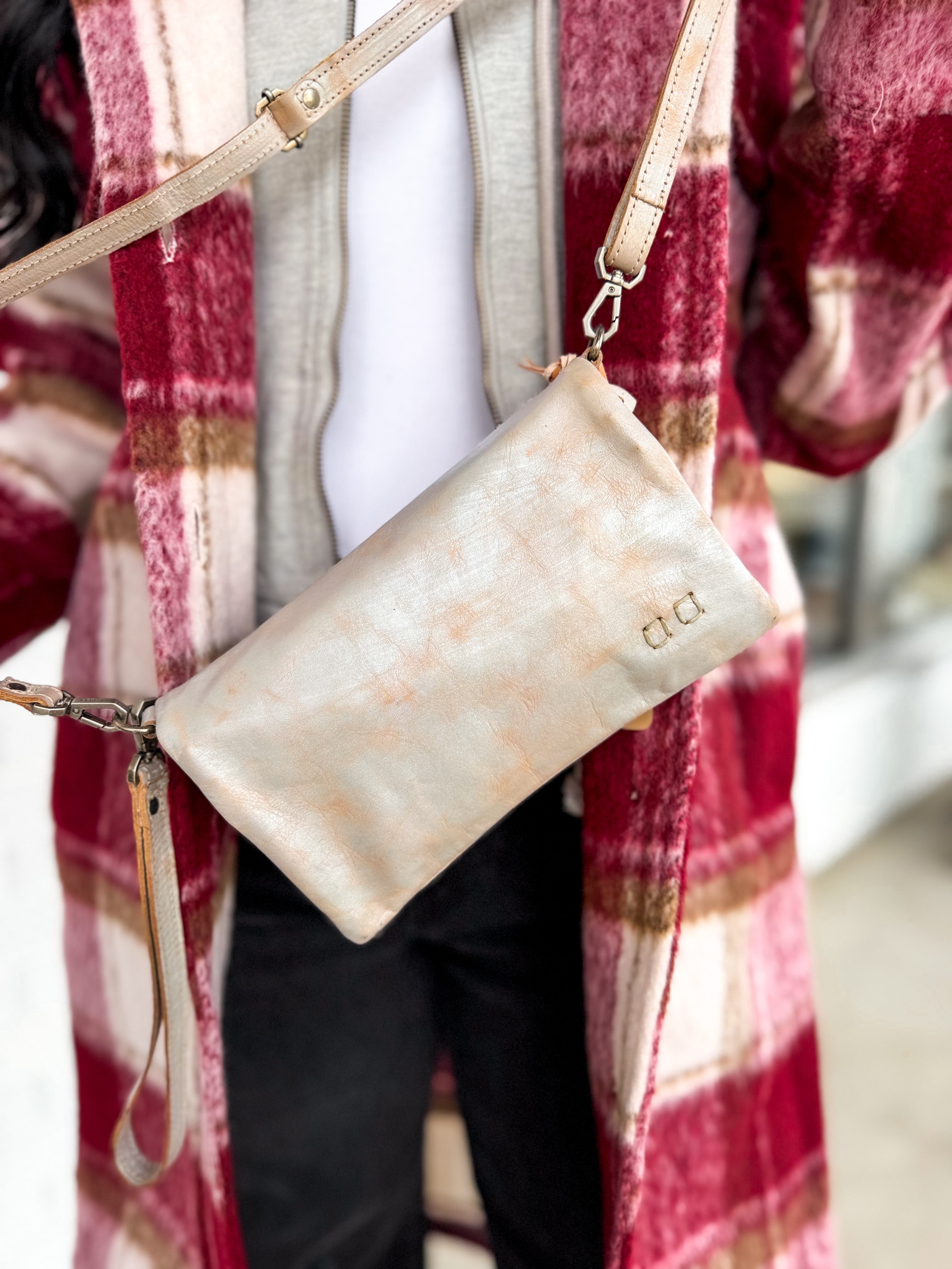 BedStu Cadence Crossbody - Light Silver Lux - Lace and Grace Boutique