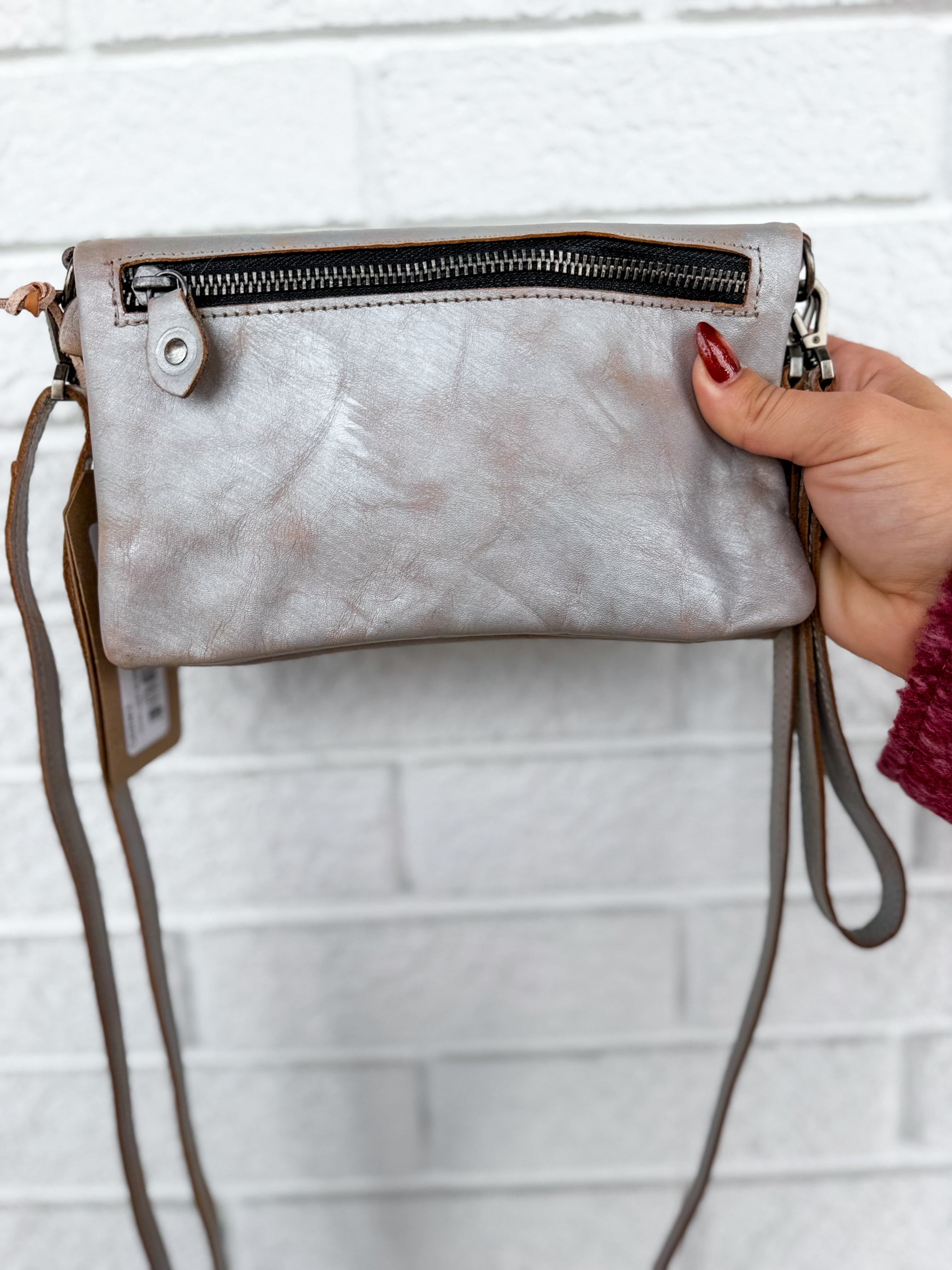 BedStu Cadence Crossbody - Light Silver Lux - Lace and Grace Boutique