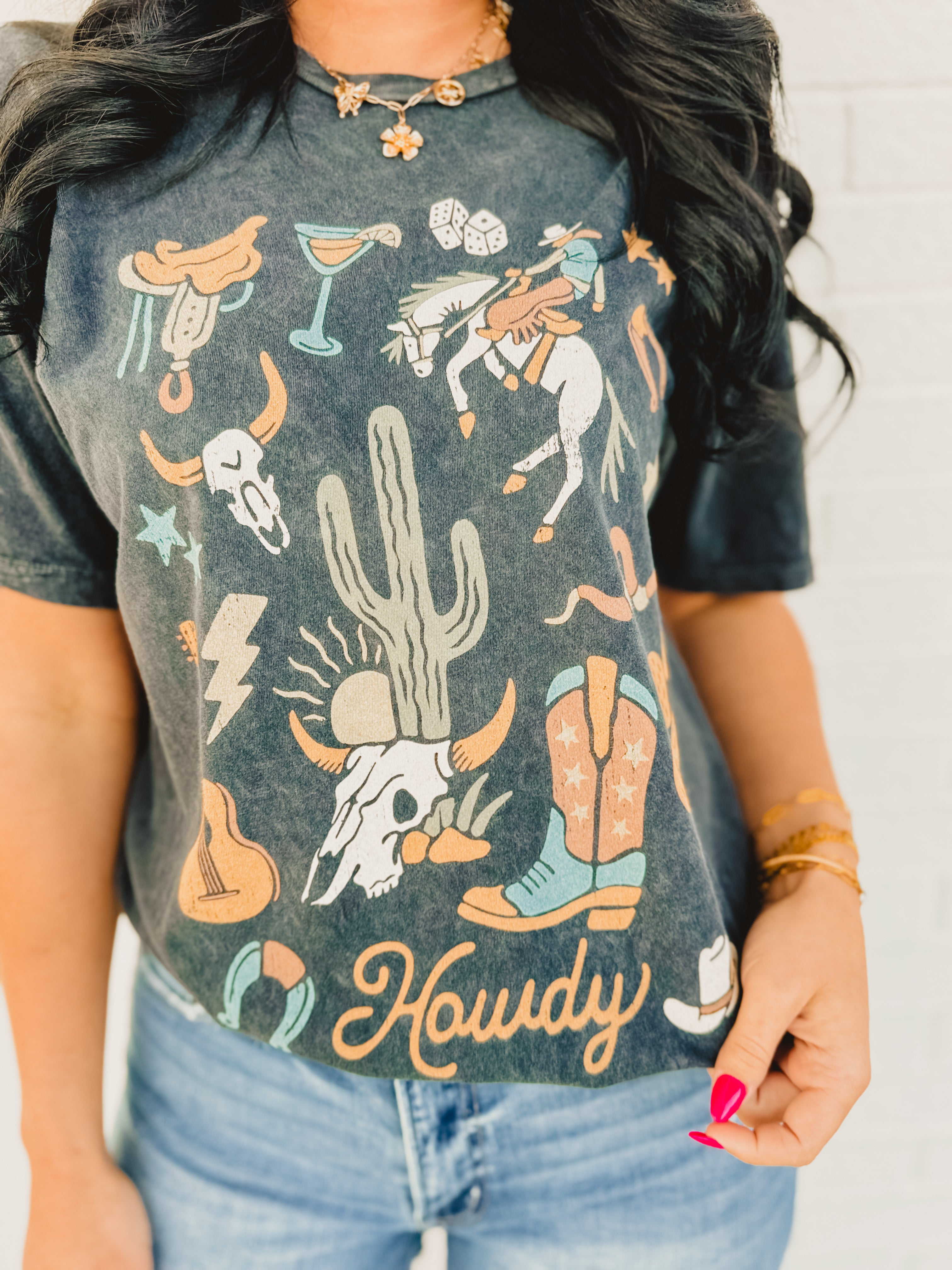 Howdy Western Graphic Tee - Vintage Black - Lace and Grace Boutique