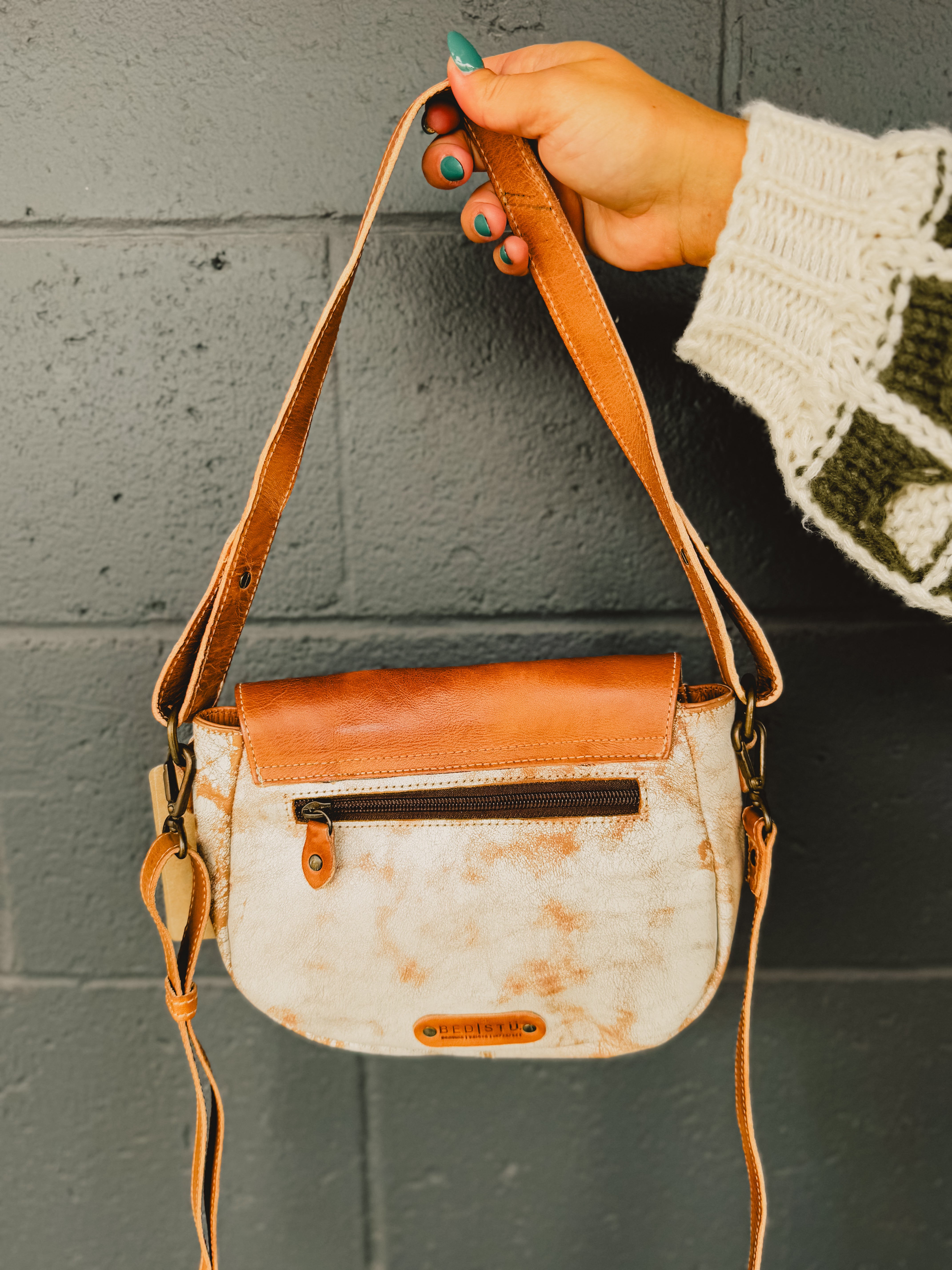 Bedstu Elect Crossbody Bag - Nectar Lux Tan Rustic - Lace and Grace Boutique