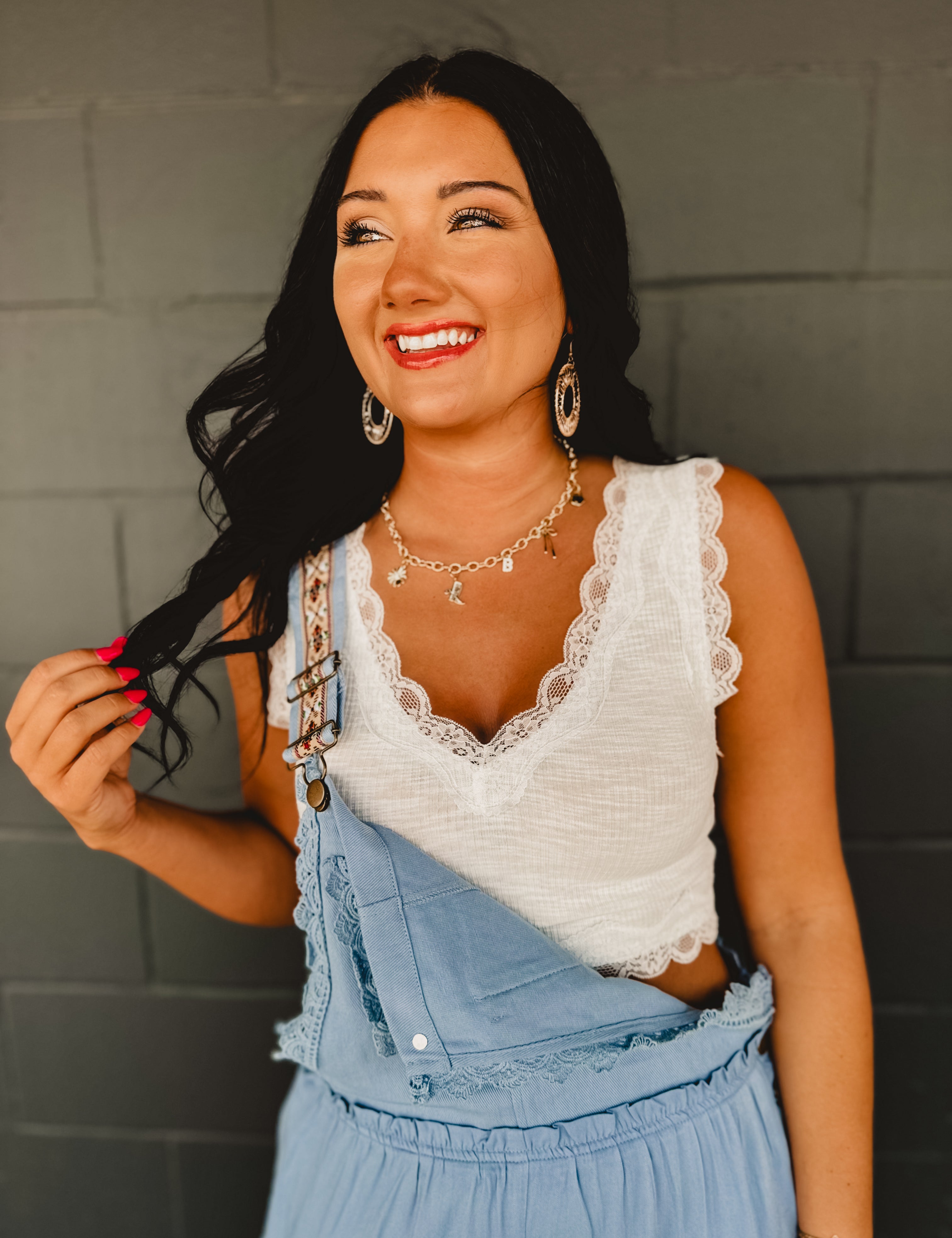 POL Lace Detail Cropped Tank Top - Ivory - Lace and Grace Boutique