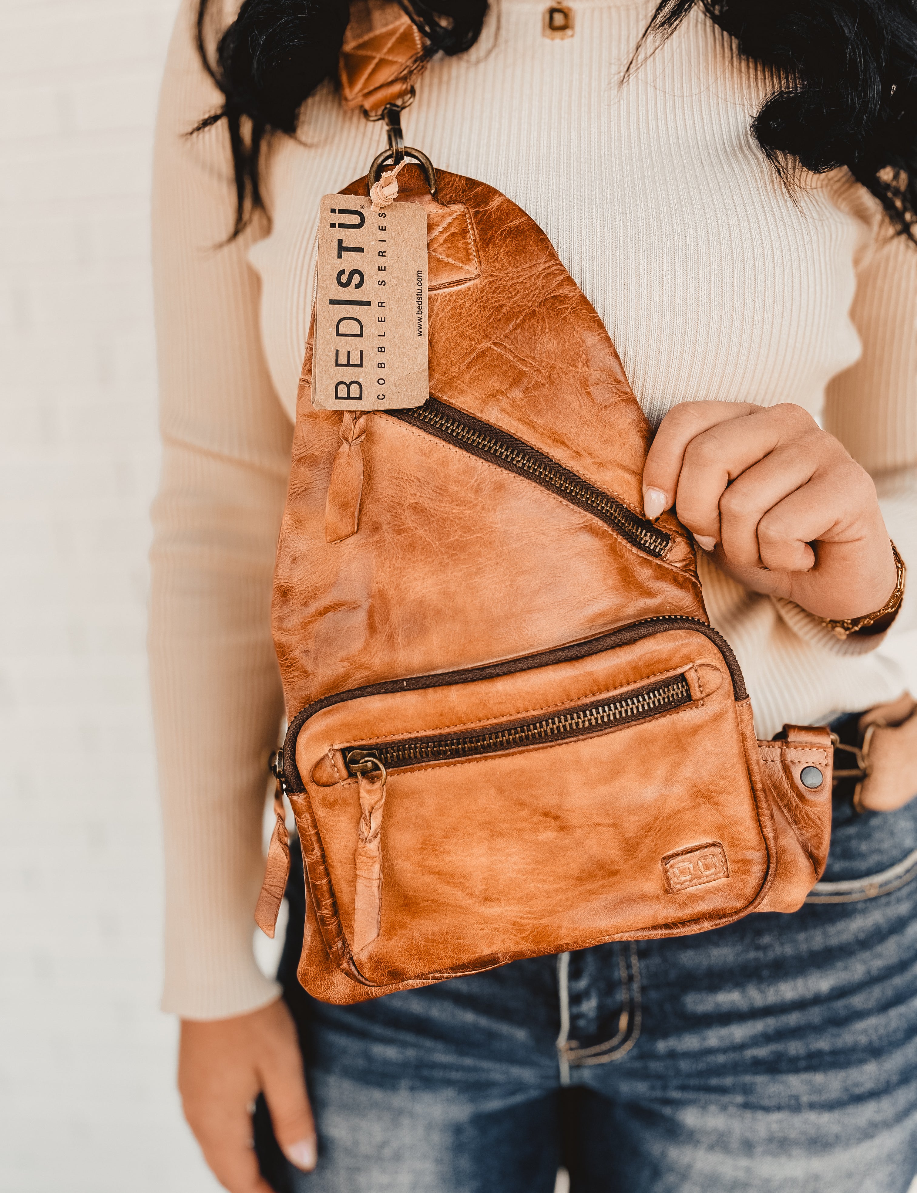 dk86 leather sling backpack Andie