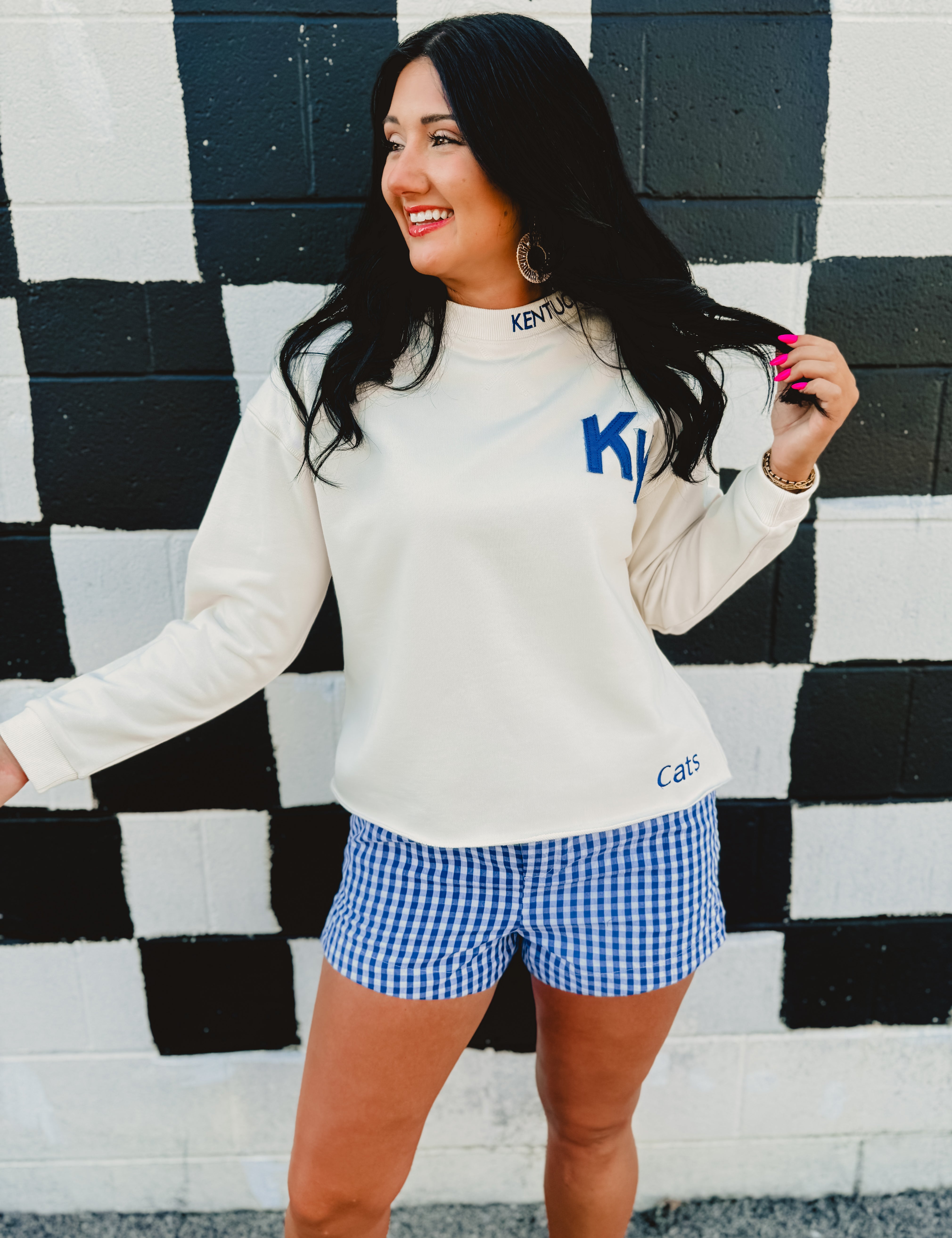 Long sleeve Kentucky & Wildcat embroidered mock neck sweatshirt in cream.