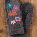 Natural Life Intarsia Mittens - Charcoal Daisy - Lace and Grace Boutique