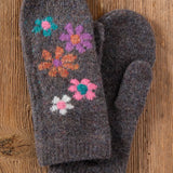 Natural Life Intarsia Mittens - Charcoal Daisy - Lace and Grace Boutique