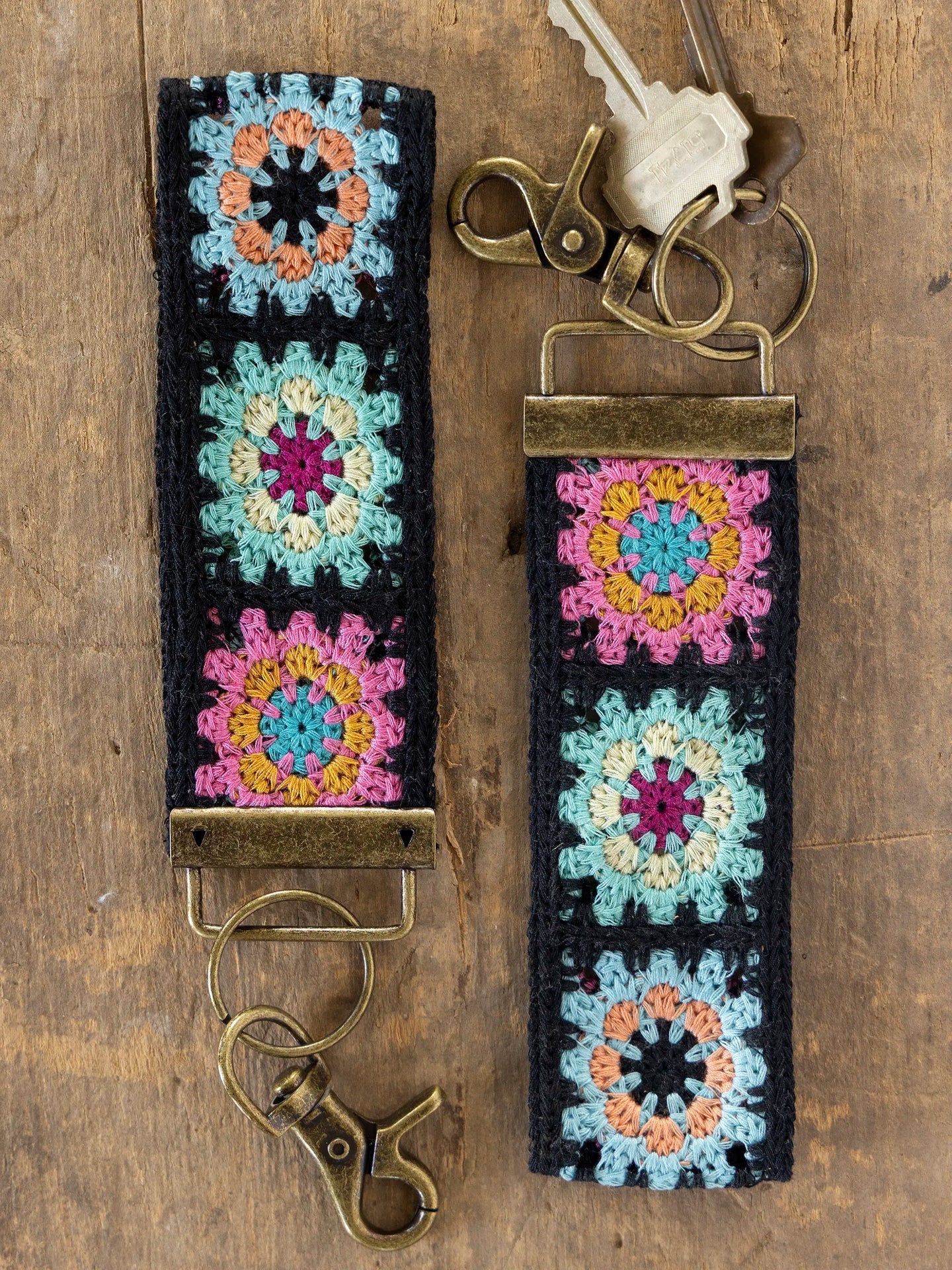 Natural Life Crochet Key Fob - Black - Lace and Grace Boutique