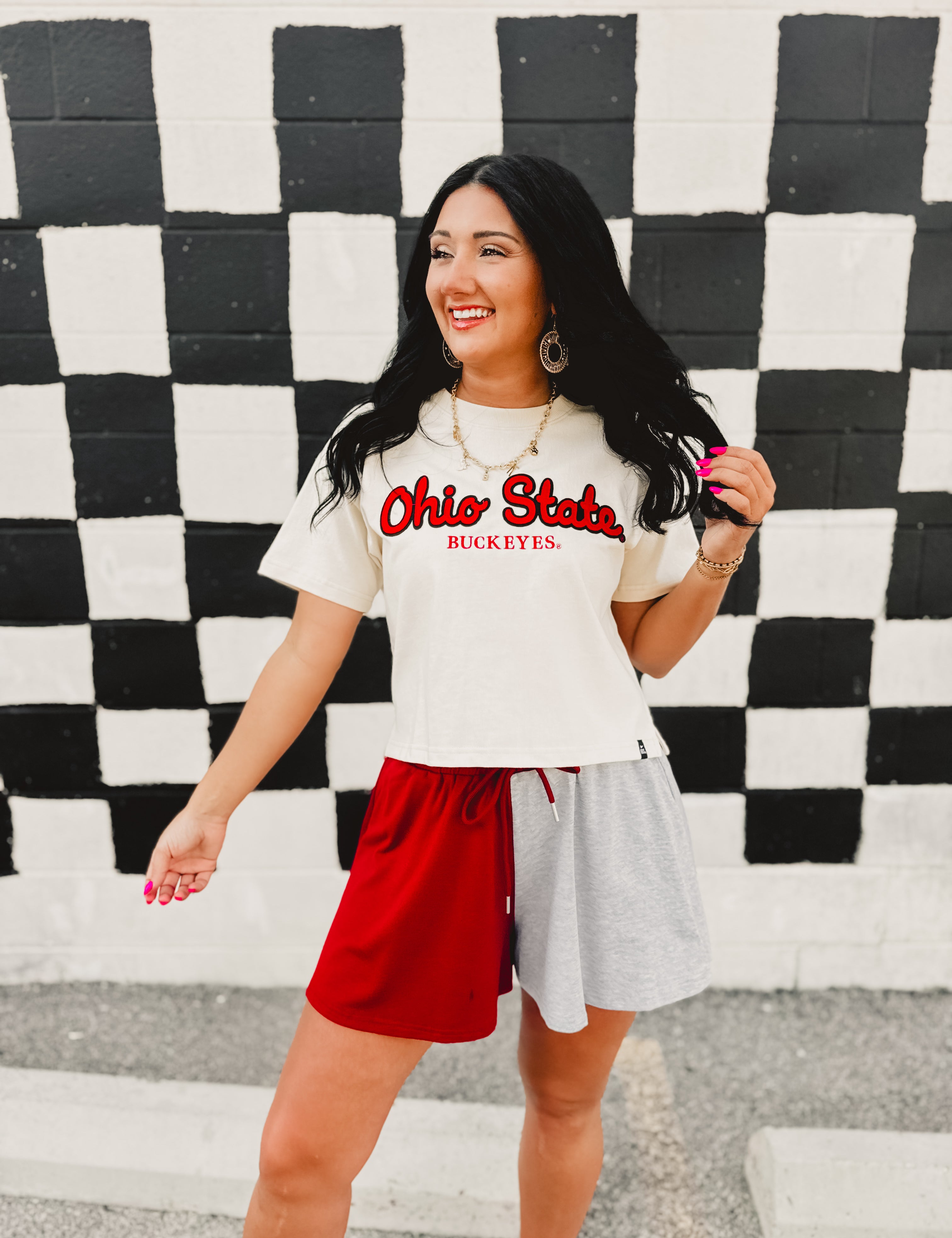 Licensed Ohio State Buckeyes cropped short sleeved graphic tee in oatmeal and red.