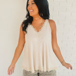 Scoop neck lace trim flowy tank top in oat.