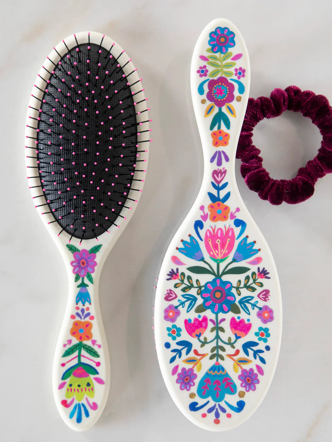 Natural Life Wet/Dry Detangling Hairbrush - Cream - Lace and Grace Boutique