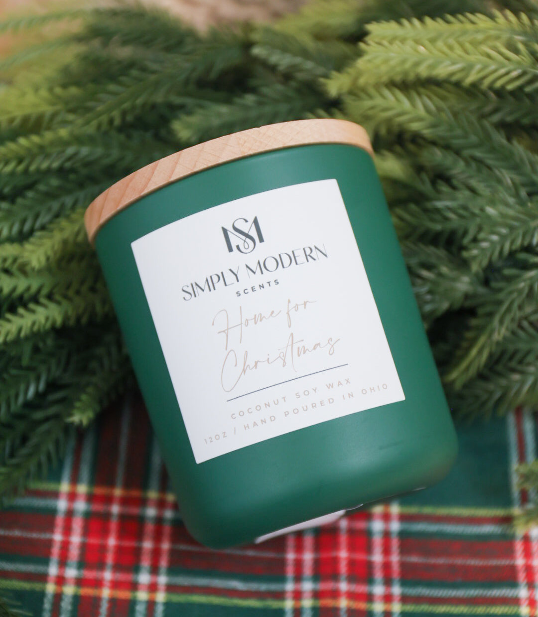 Simply Modern Soy Wax Candle - Home For Christmas - Lace and Grace Boutique